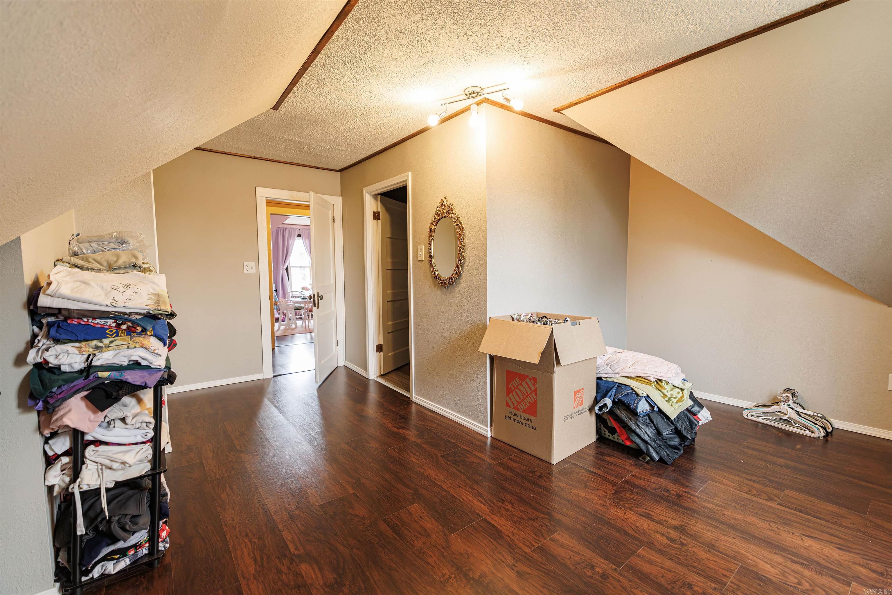 65 Mulberry  Quitman, AR
