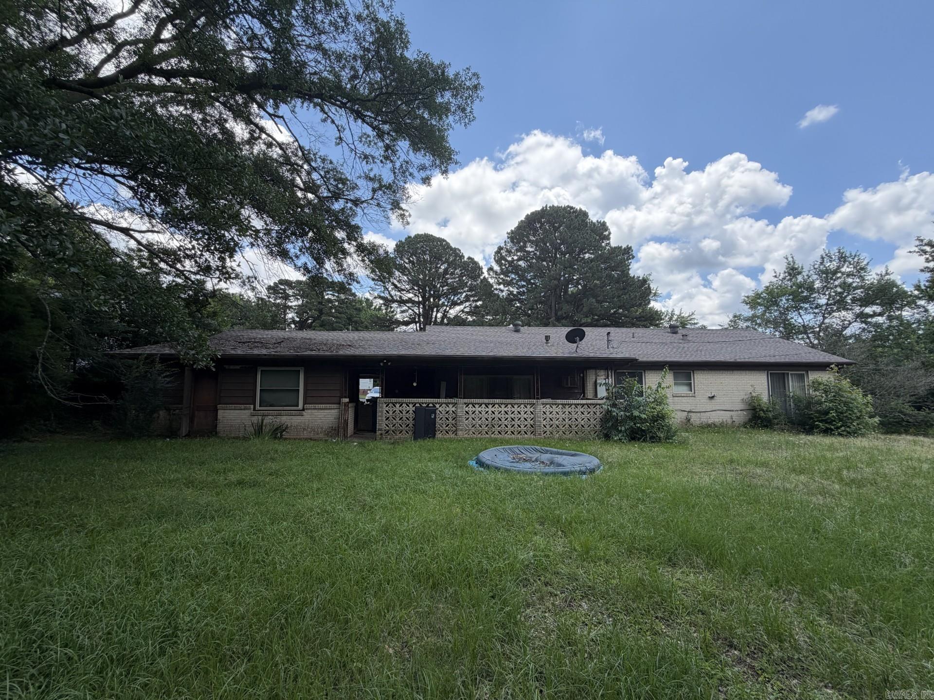 1008 North  Benton, AR