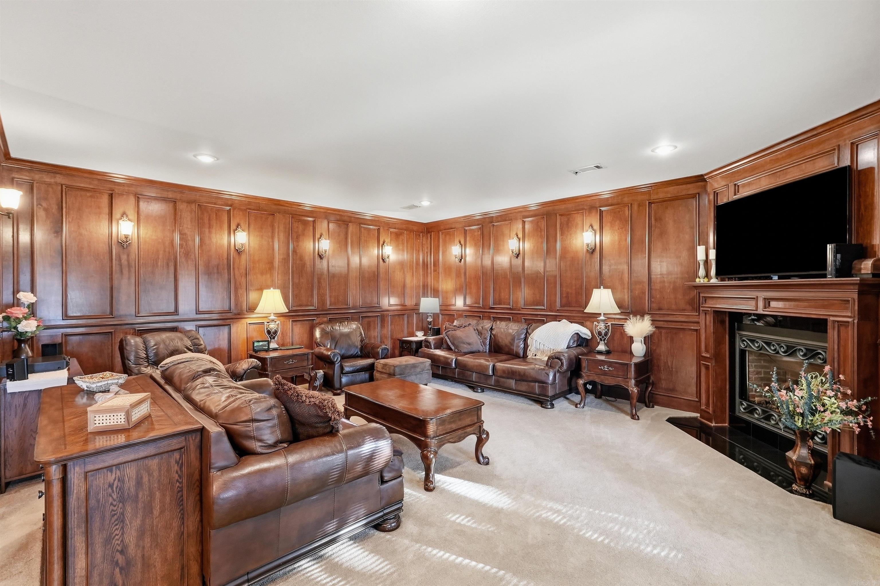 7225 E Worth Ave Benton, AR 72019