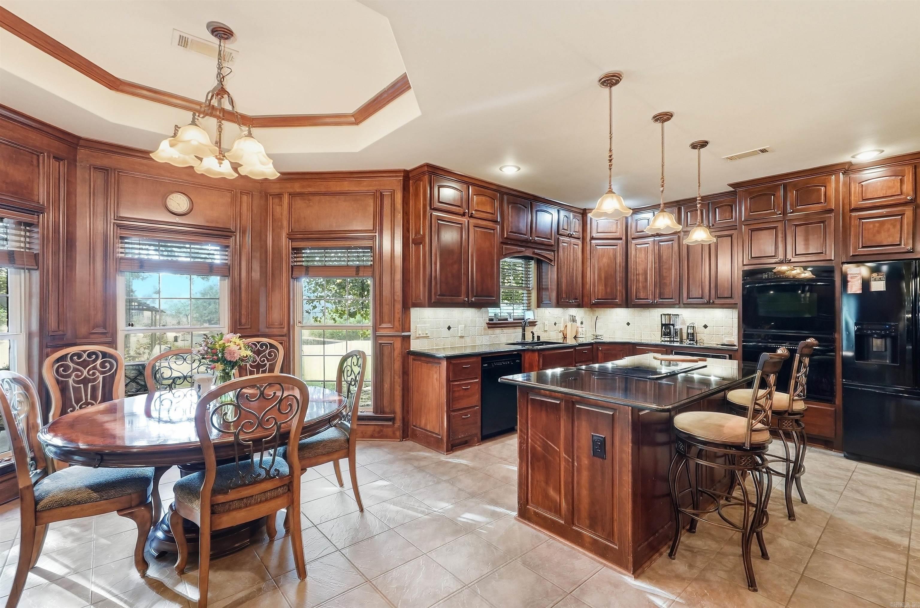 7225 E Worth Ave Benton, AR 72019