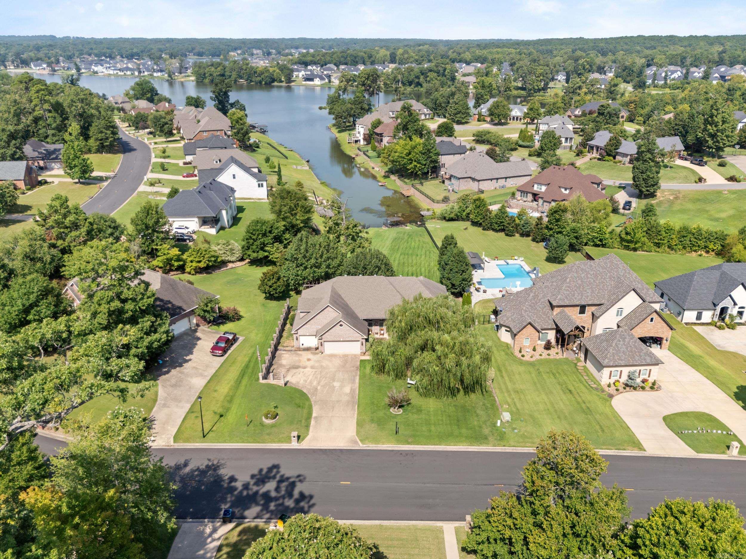 7225 E Worth Ave Benton, AR 72019