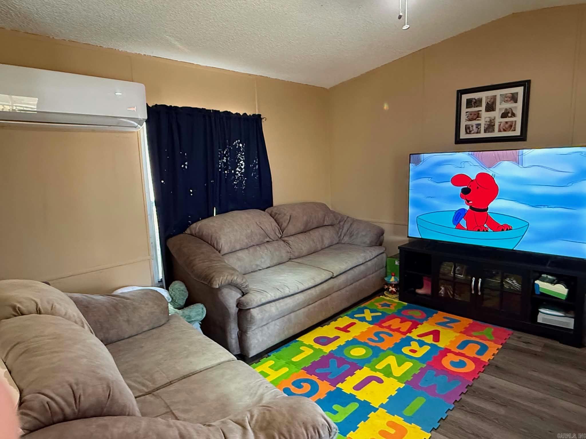 355 Maxine  Clinton, AR