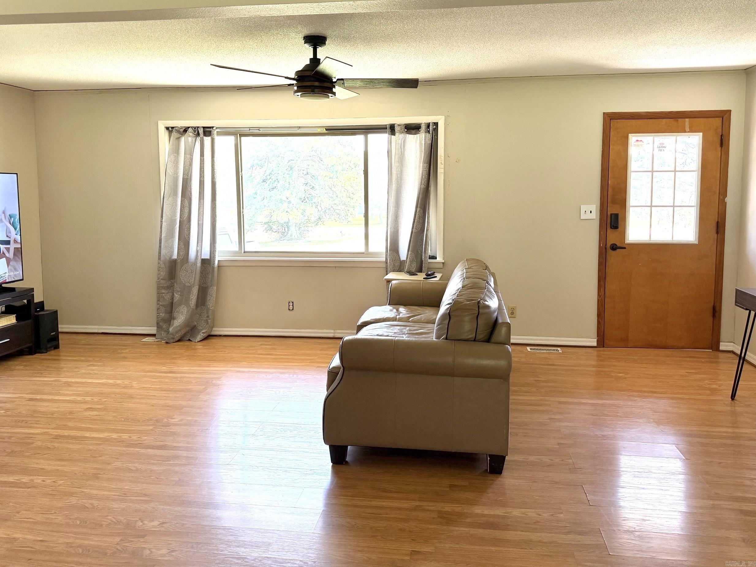 864 Edgemont Rd  Quitman, AR