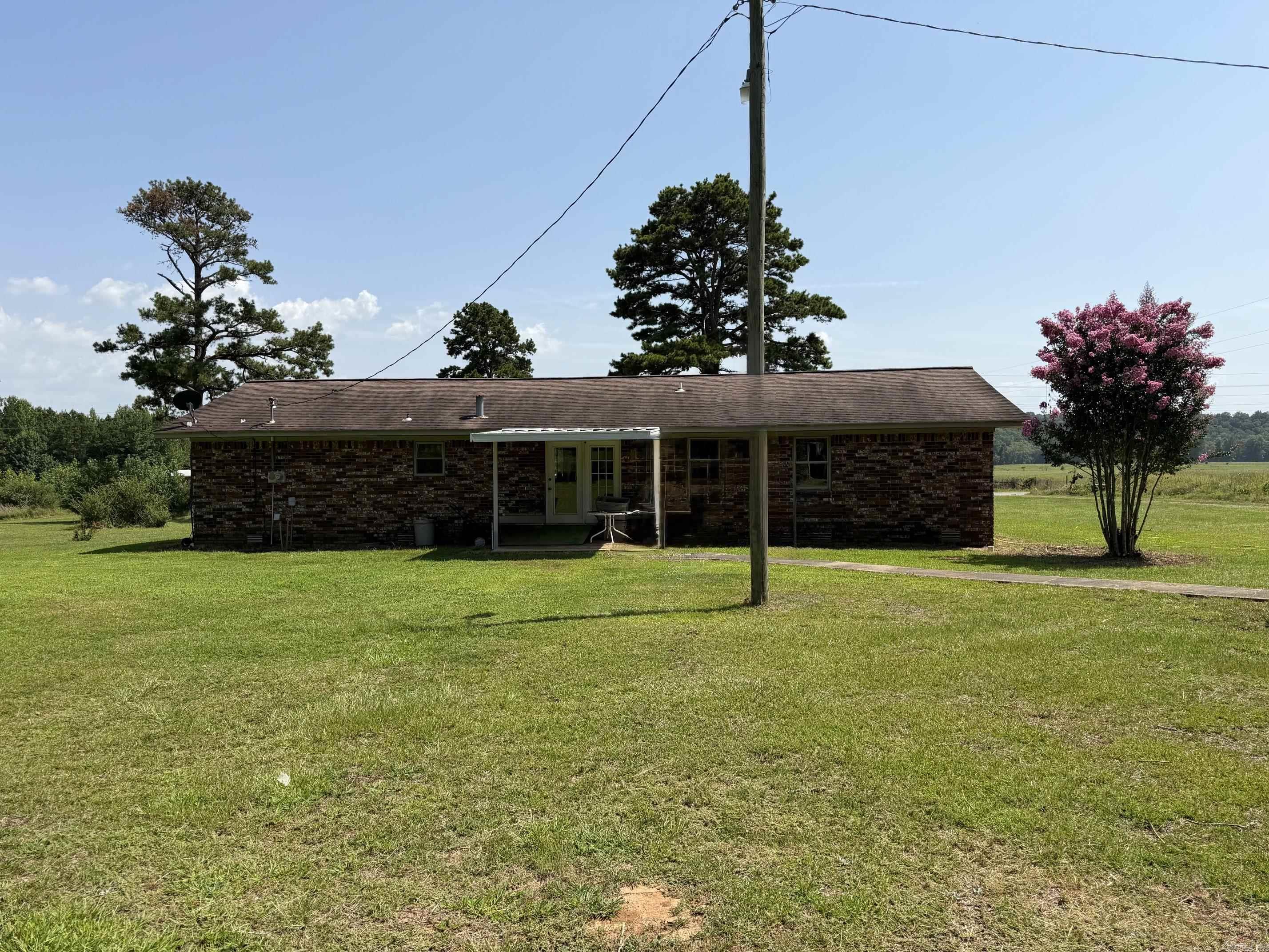 864 Edgemont Rd  Quitman, AR