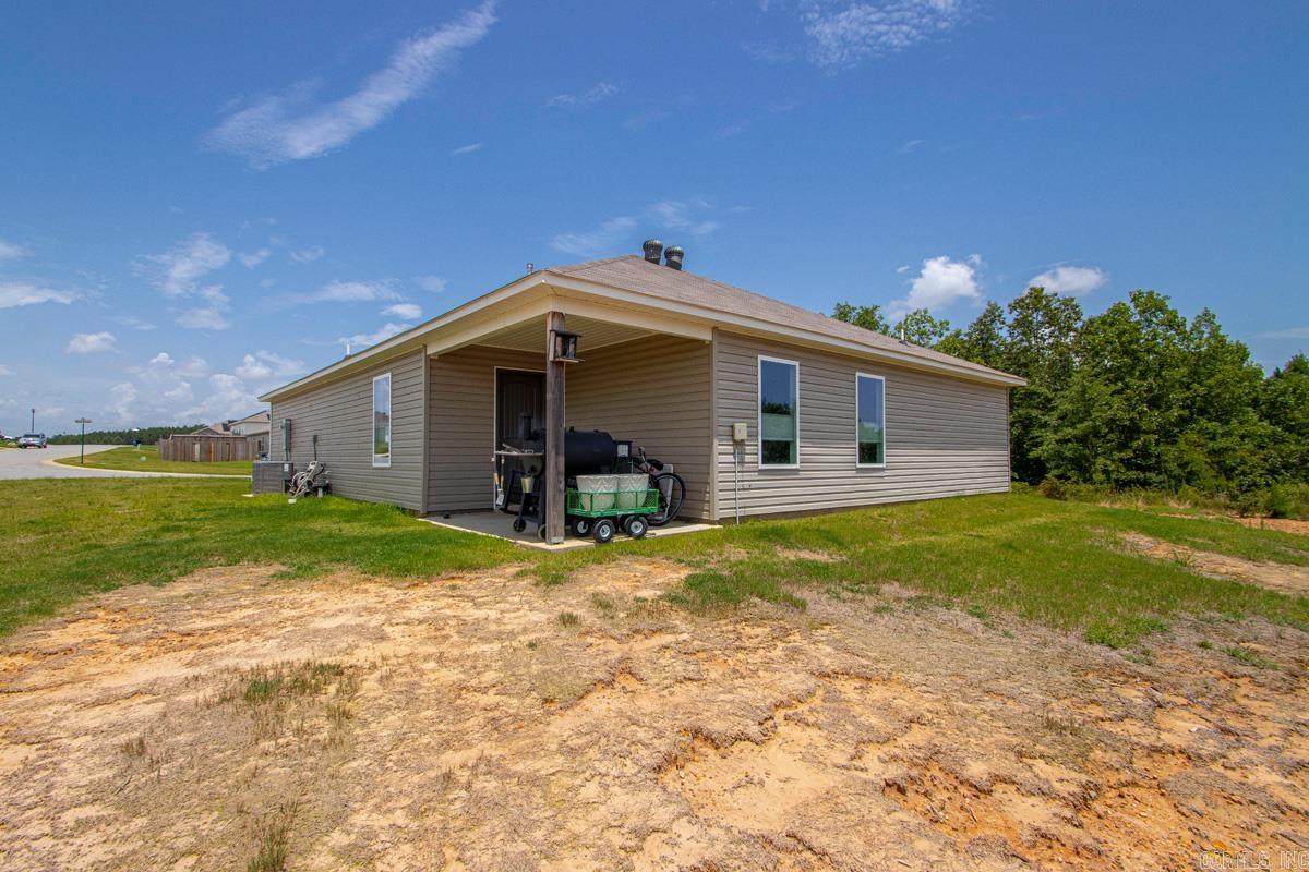 8001 White Spruce  Bauxite, AR