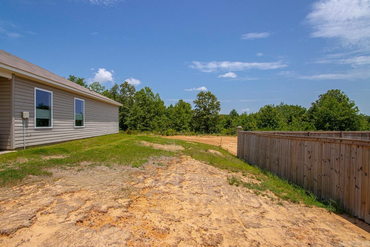 8001 White Spruce  Bauxite, AR