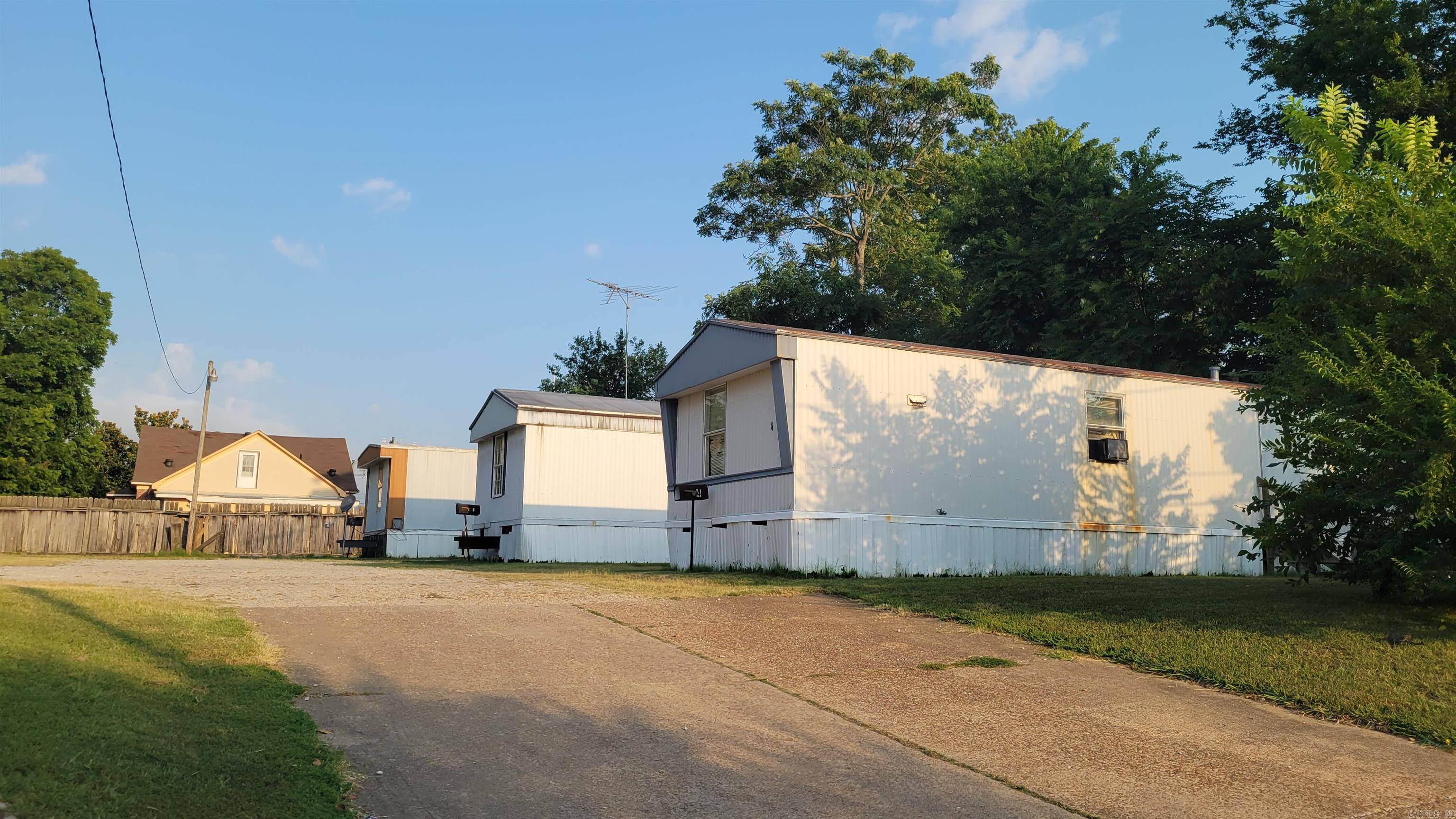 233 N Allis  Jonesboro, AR