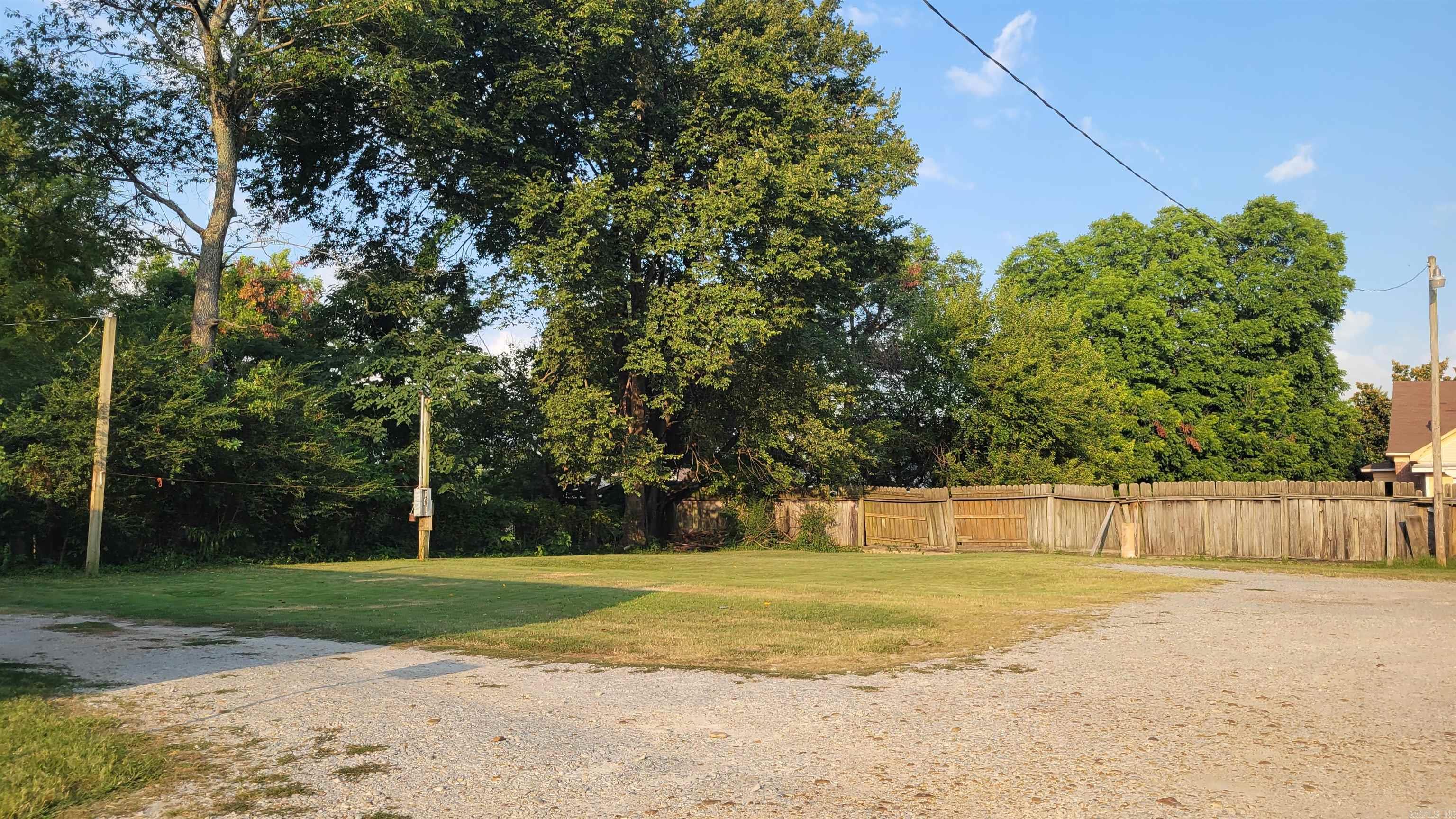 233 N Allis  Jonesboro, AR