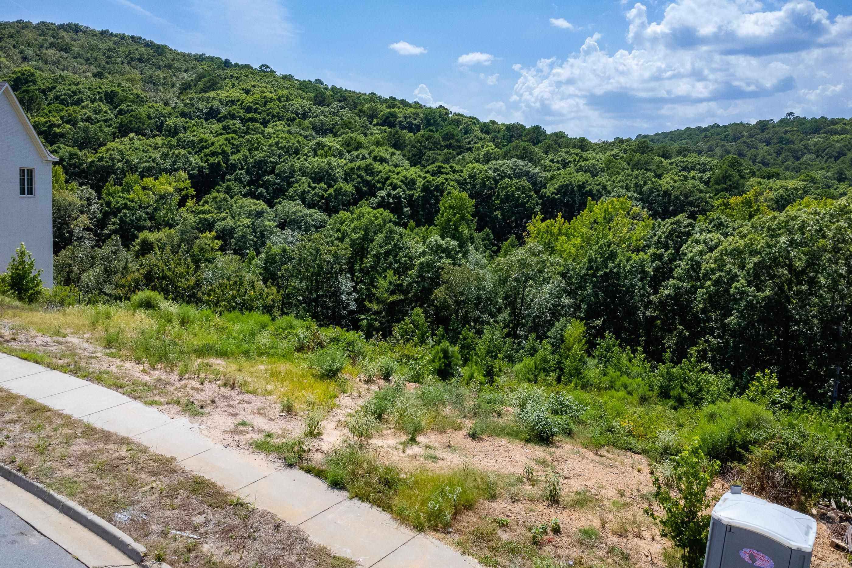 21 Falstone Drive  Little Rock, AR