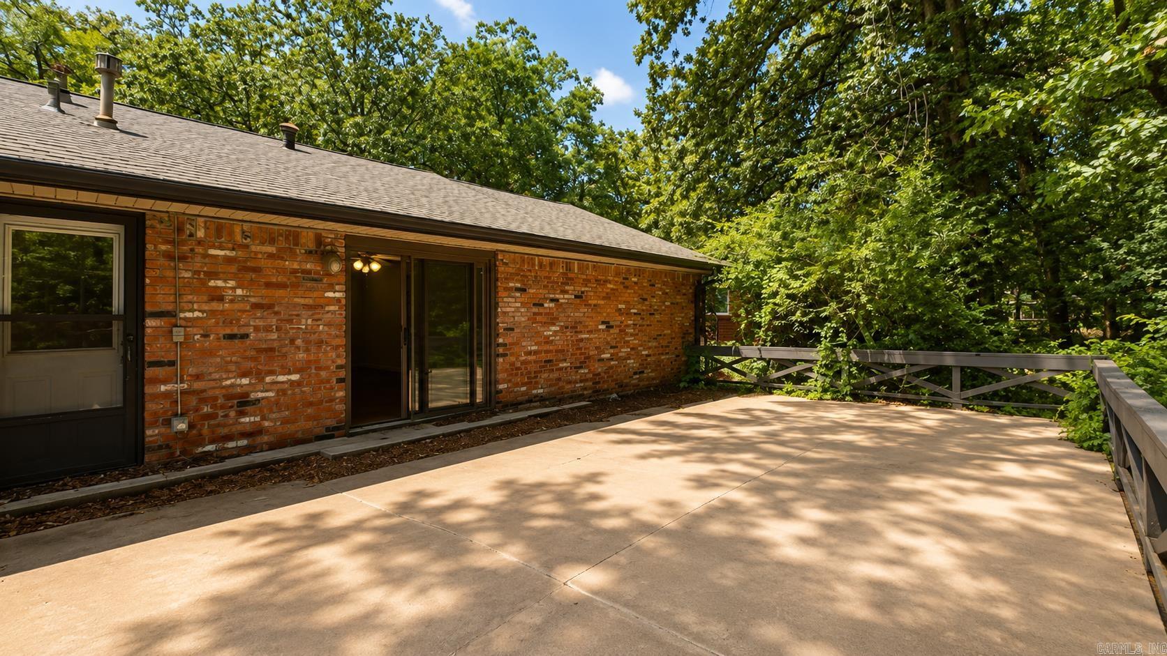 1111 Edgehill  Benton, AR