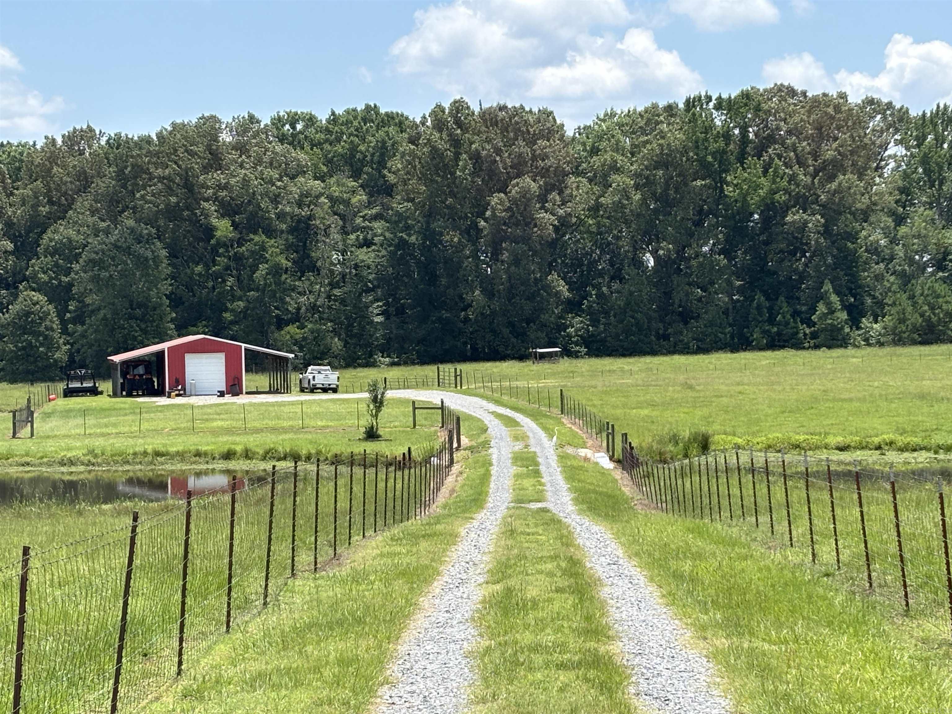  23 Bradley road North Bradley Road Warren, AR
