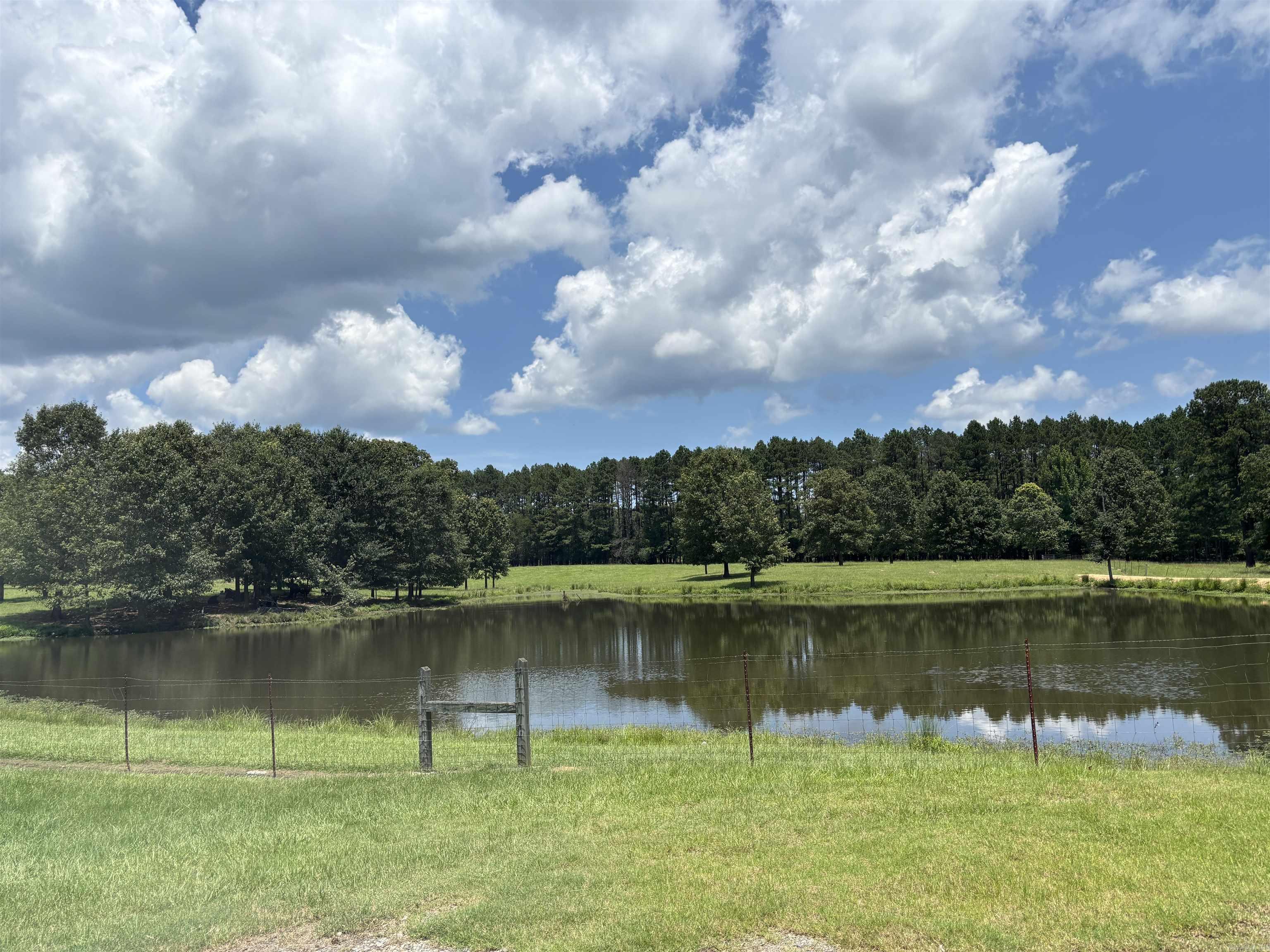  23 Bradley road North Bradley Road Warren, AR