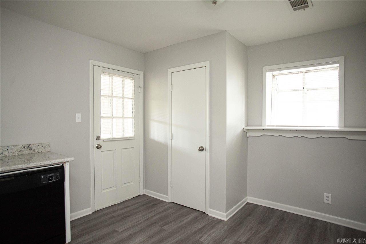 7125 Redwood  Little Rock, AR