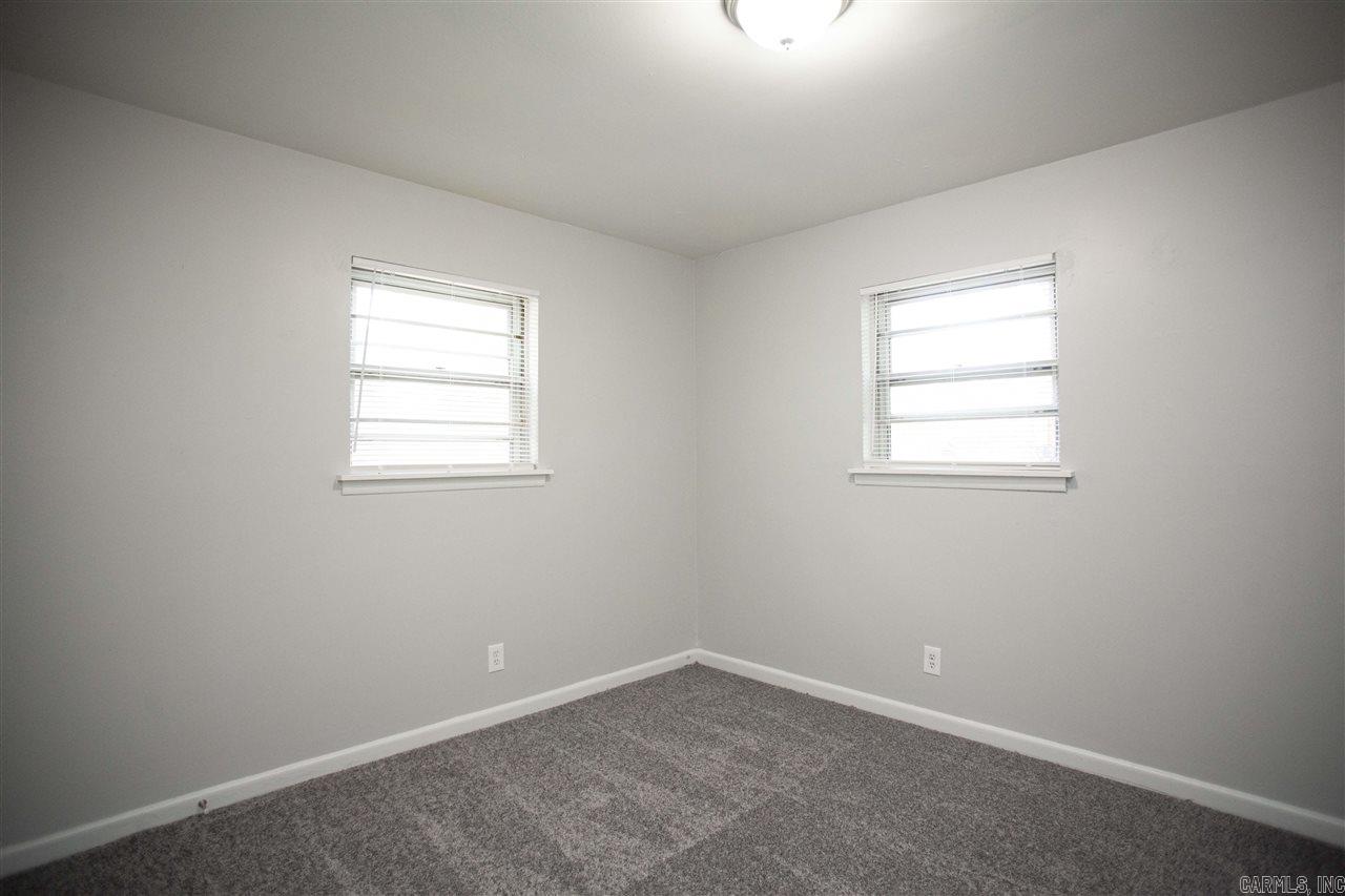 7125 Redwood  Little Rock, AR