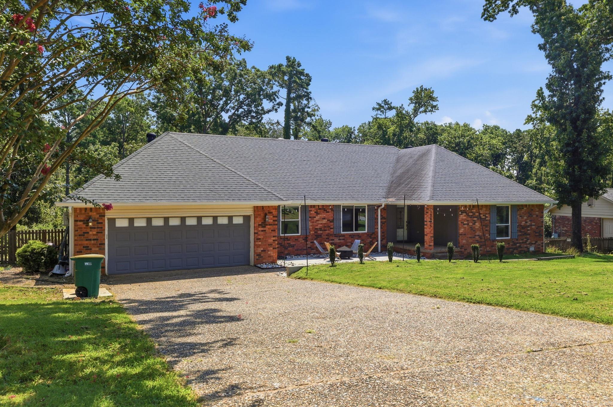 12815 Saint Charles  Little Rock, AR