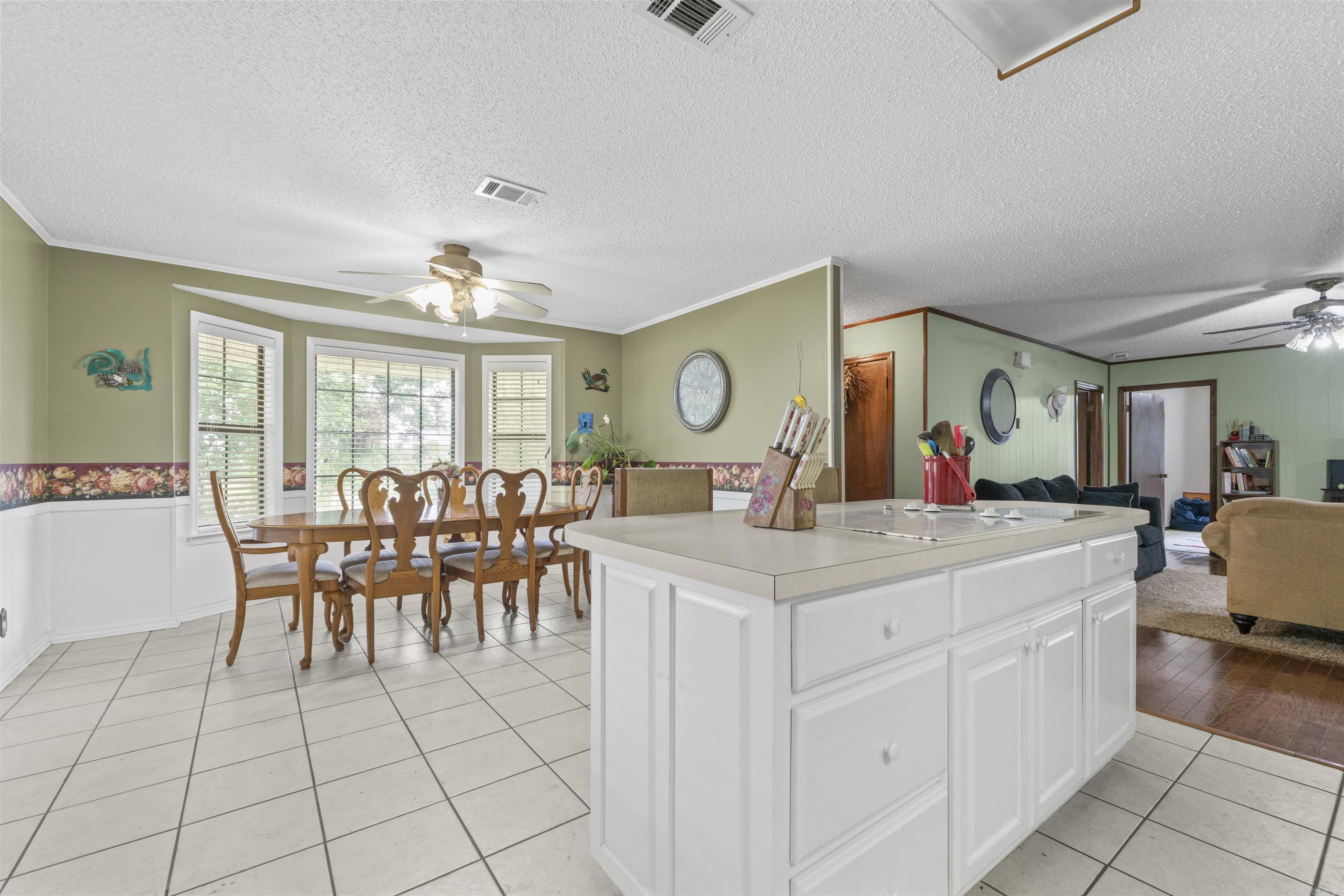 7665 Market  Dover, AR