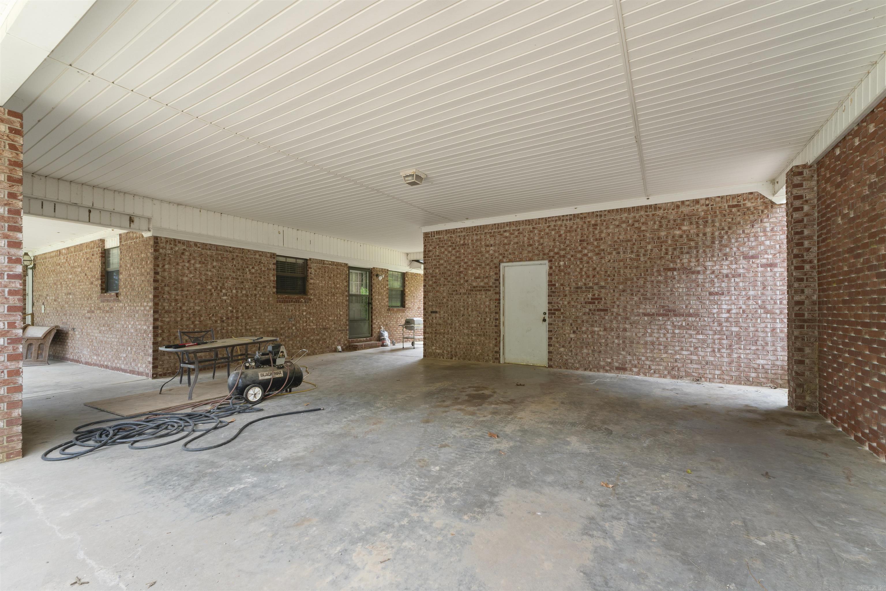 7665 Market  Dover, AR