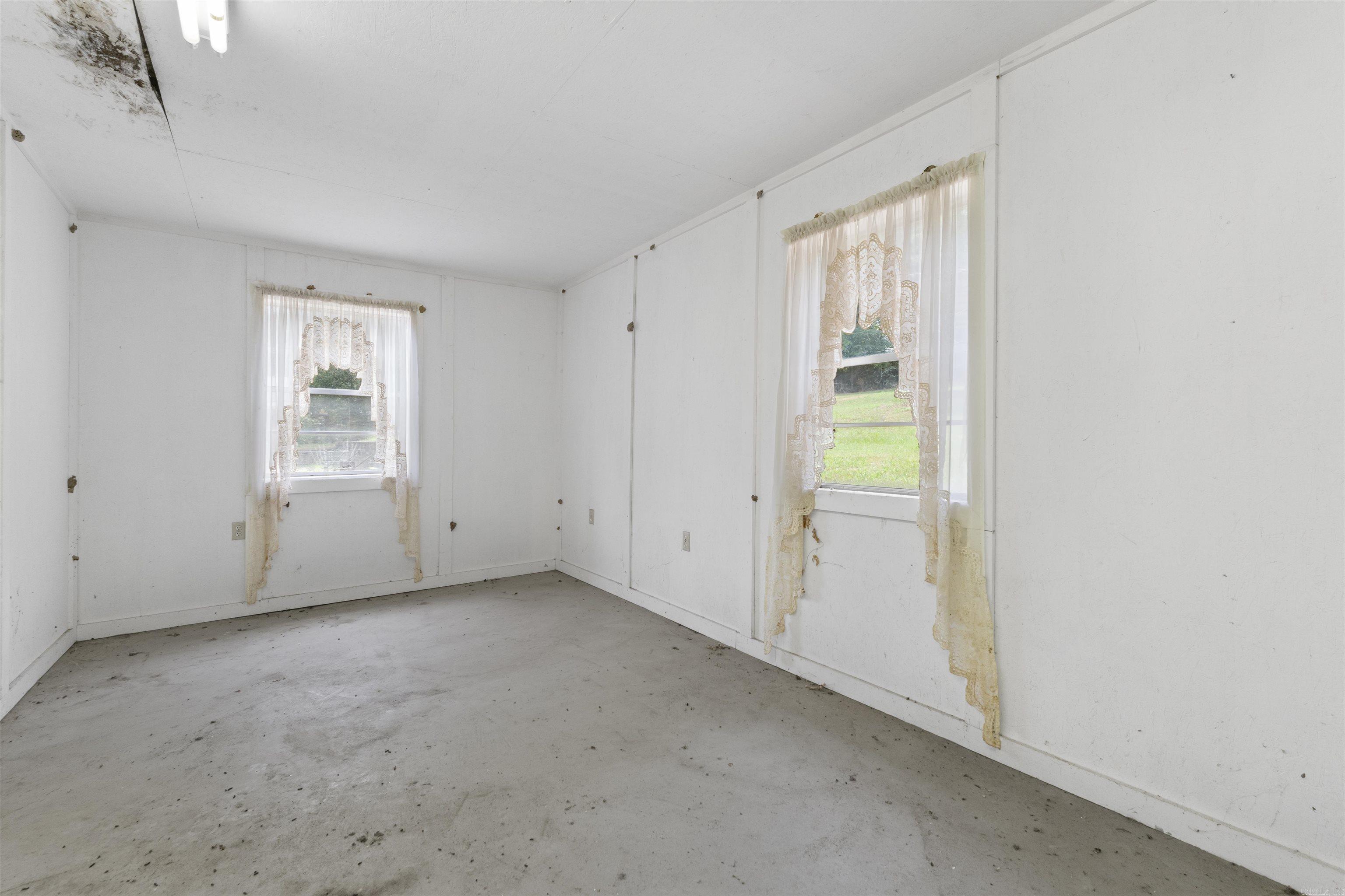 7665 Market  Dover, AR