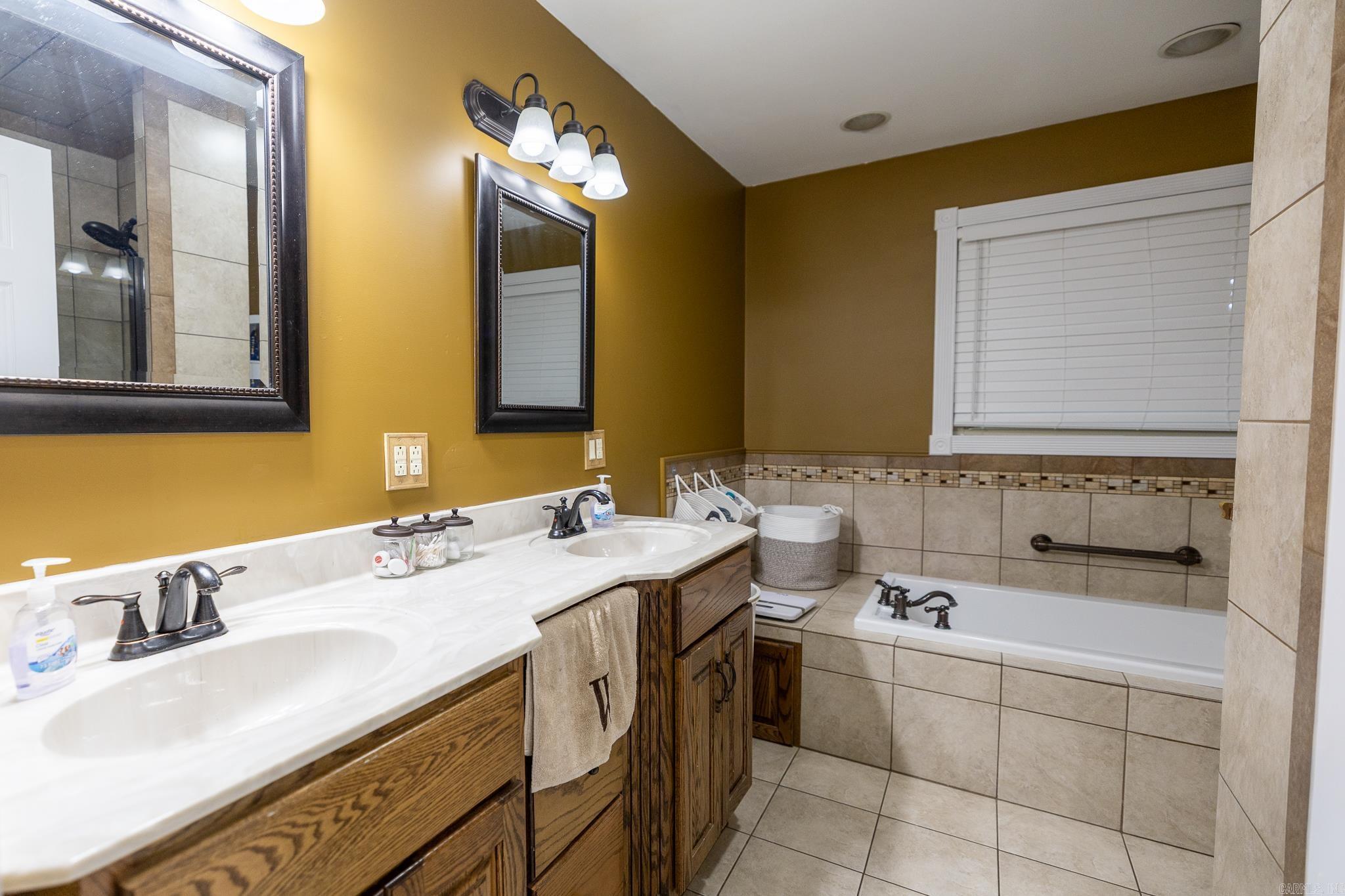 1305 Columbia  Corning, AR
