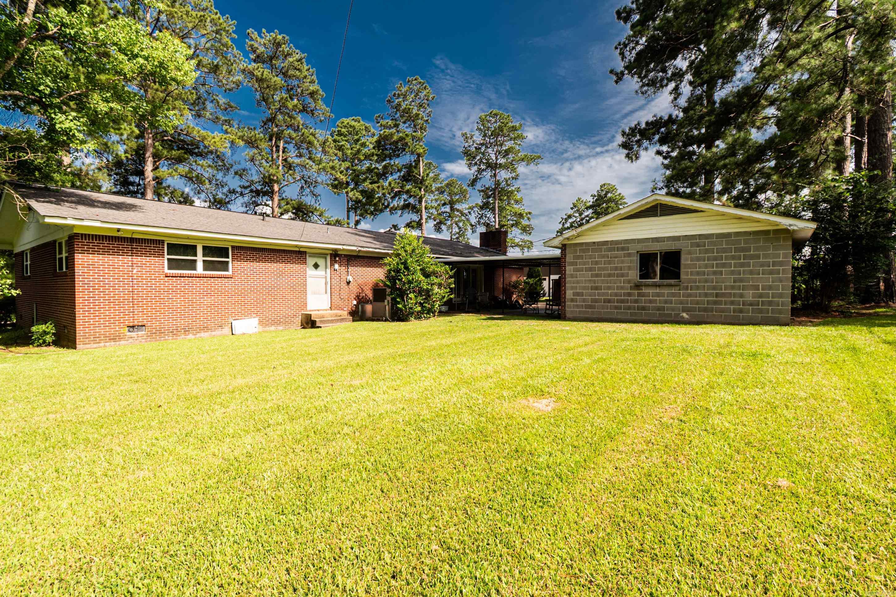 1717 Pineview  Magnolia, AR