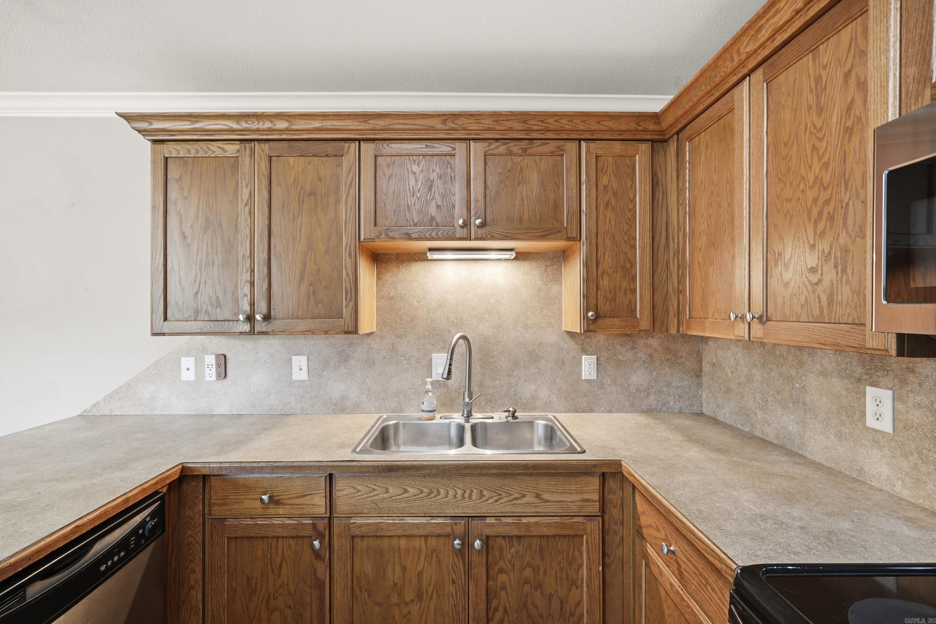 219 Madrid  Benton, AR