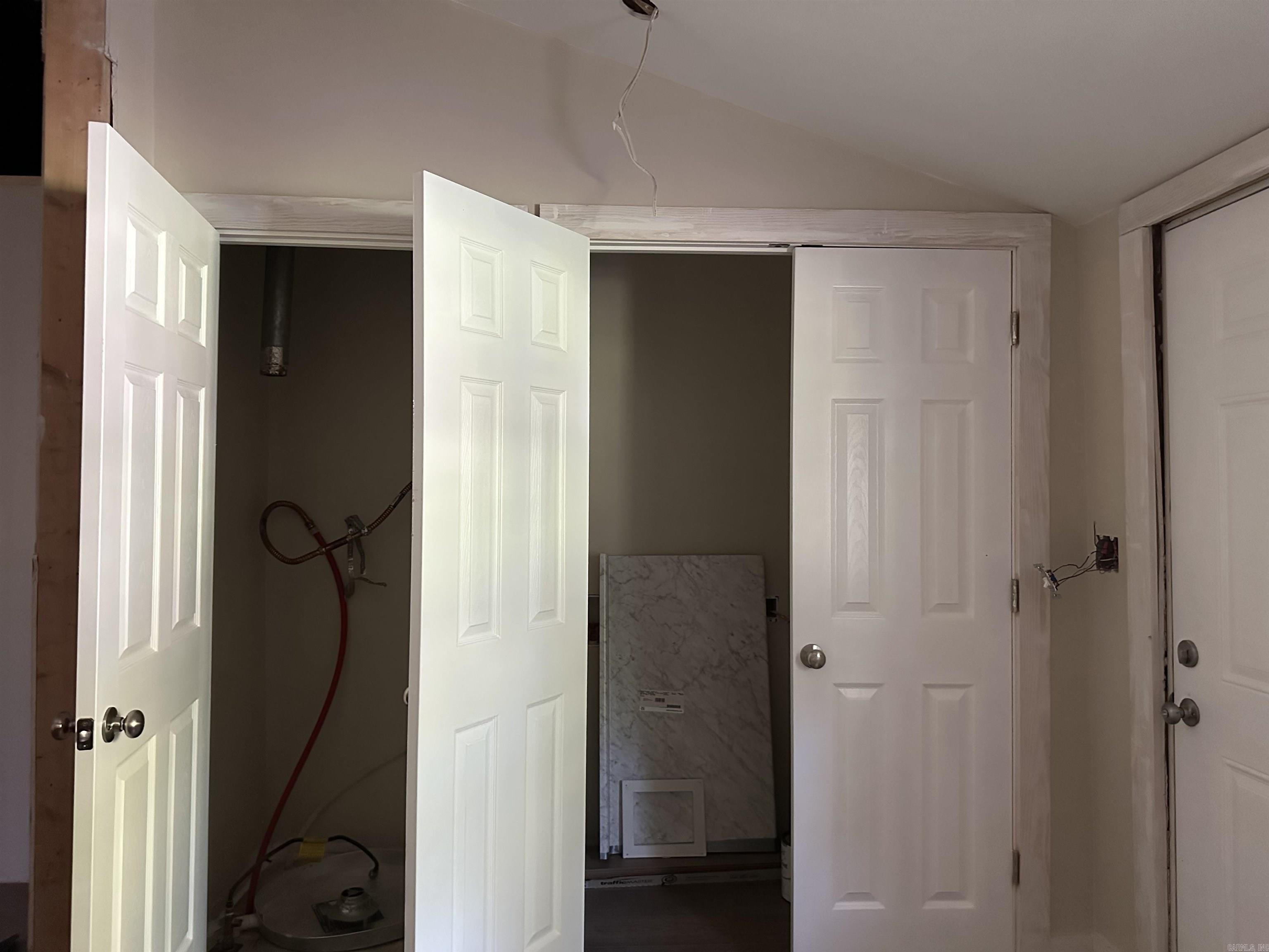 1104 School  Malvern, AR