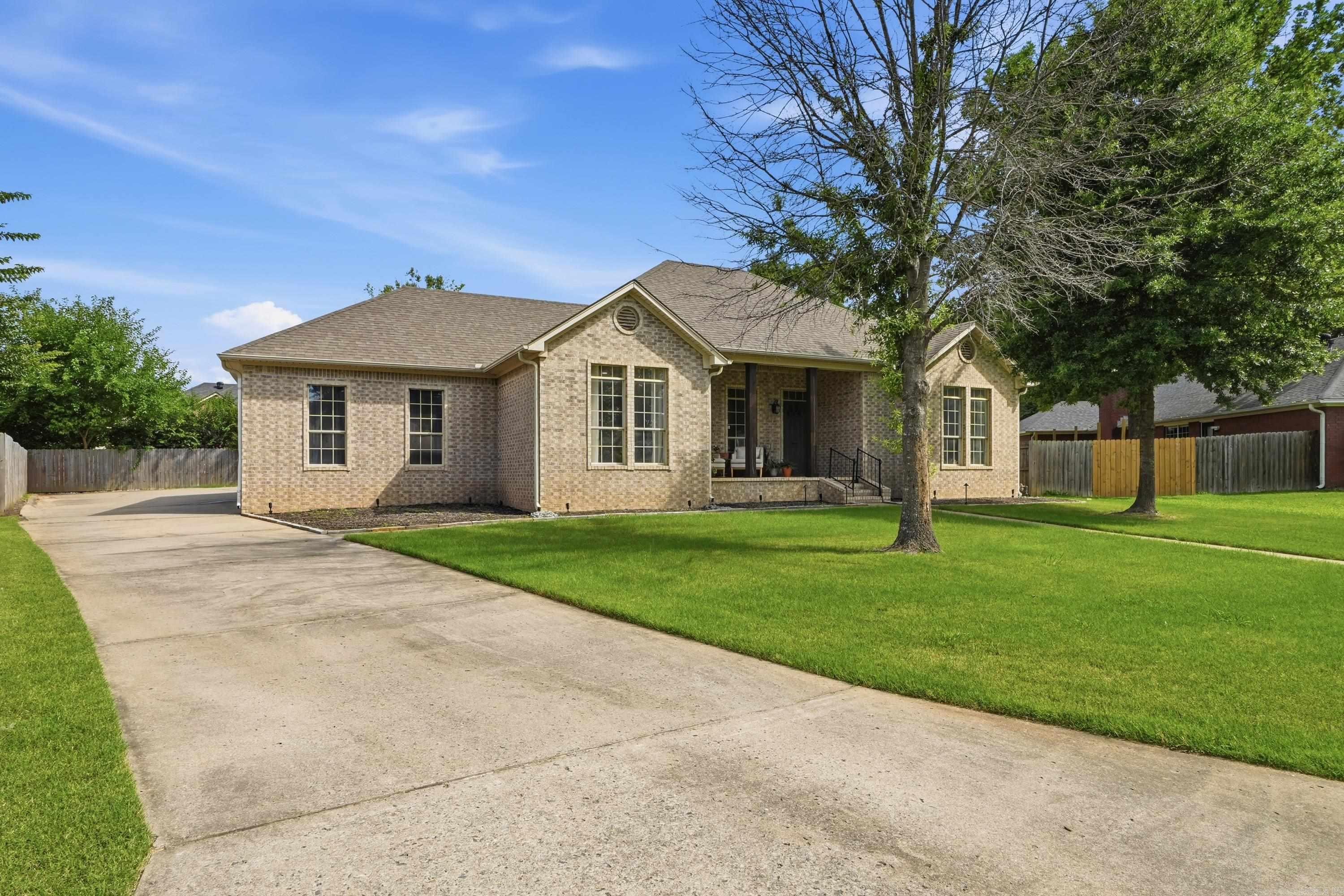 3150 Boone  Conway, AR