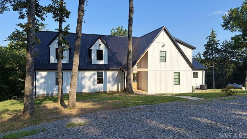 2070 Evening Shade Drive  Evening Shade, AR
