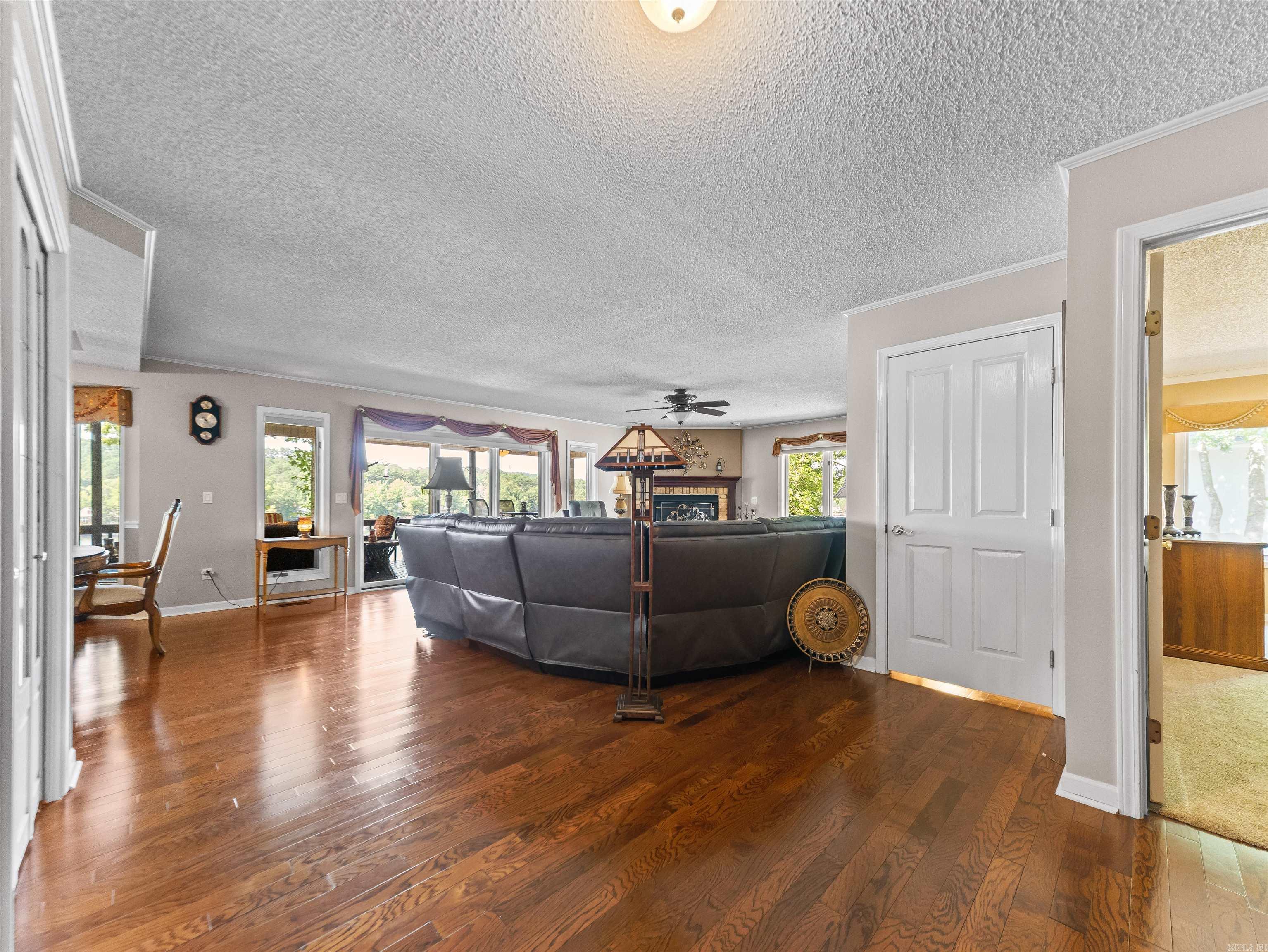36 Sacedon  Hot Springs Village, AR