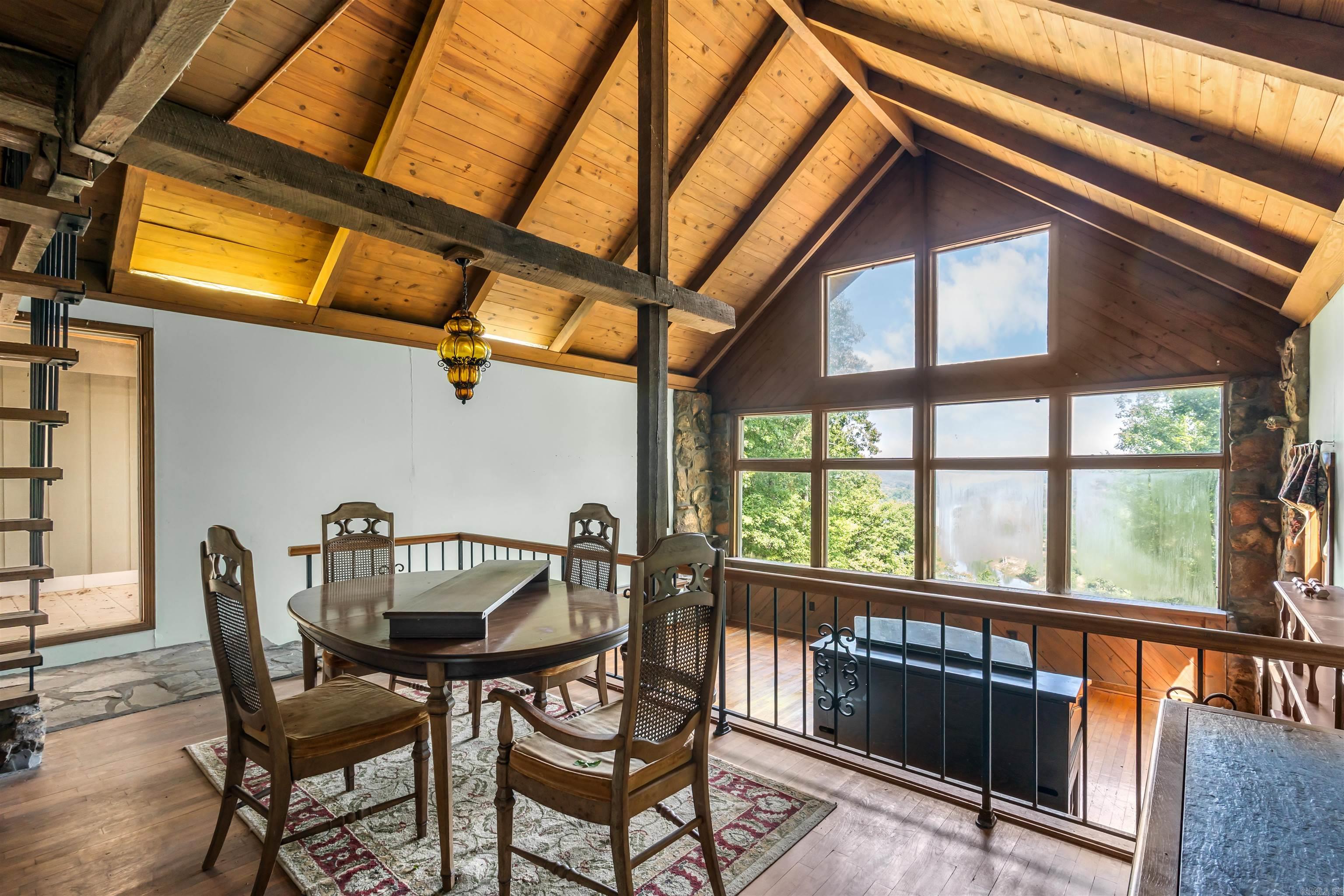 1154 Forest Home LN  Calico Rock, AR