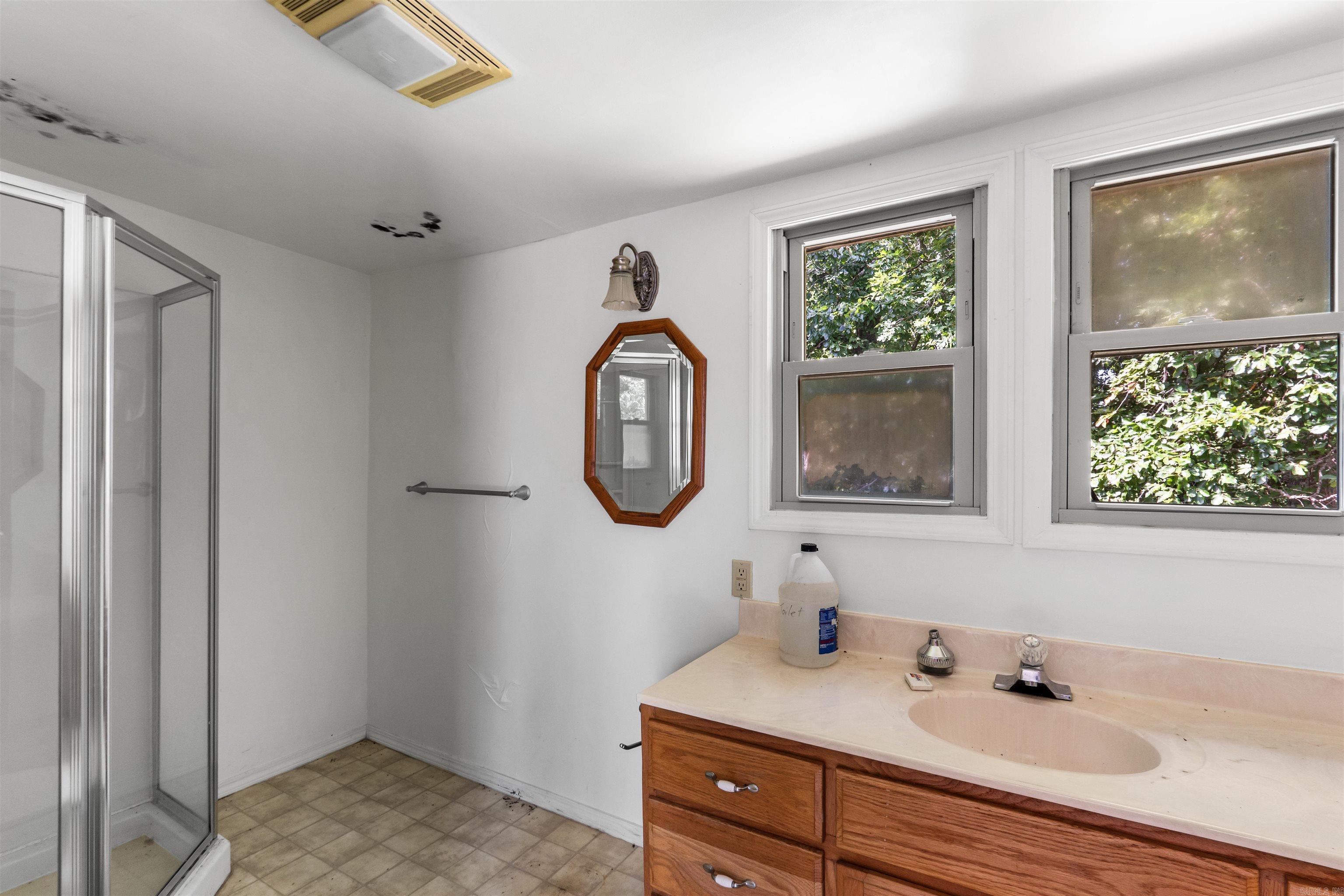 1154 Forest Home LN  Calico Rock, AR