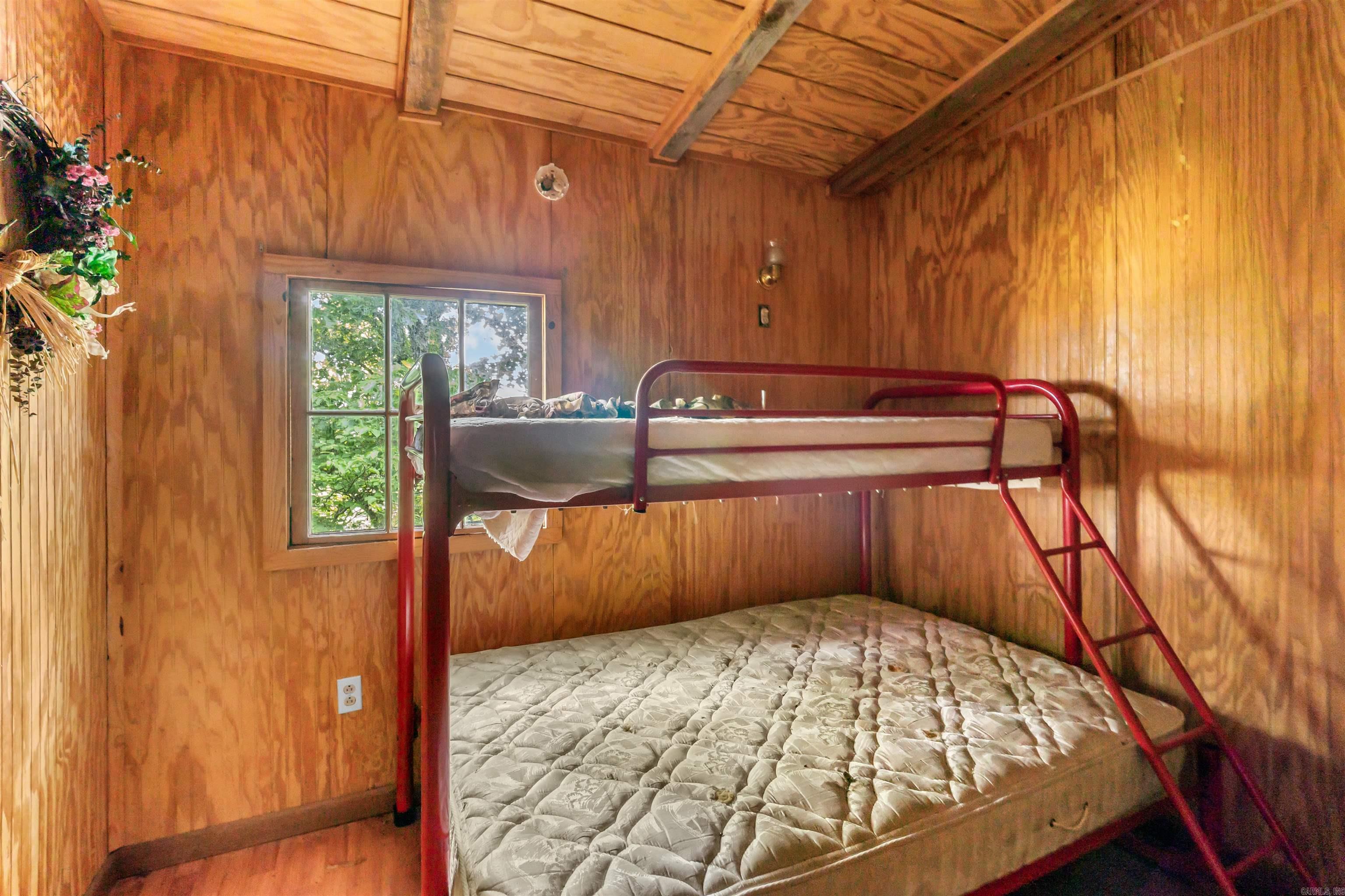 1154 Forest Home LN  Calico Rock, AR