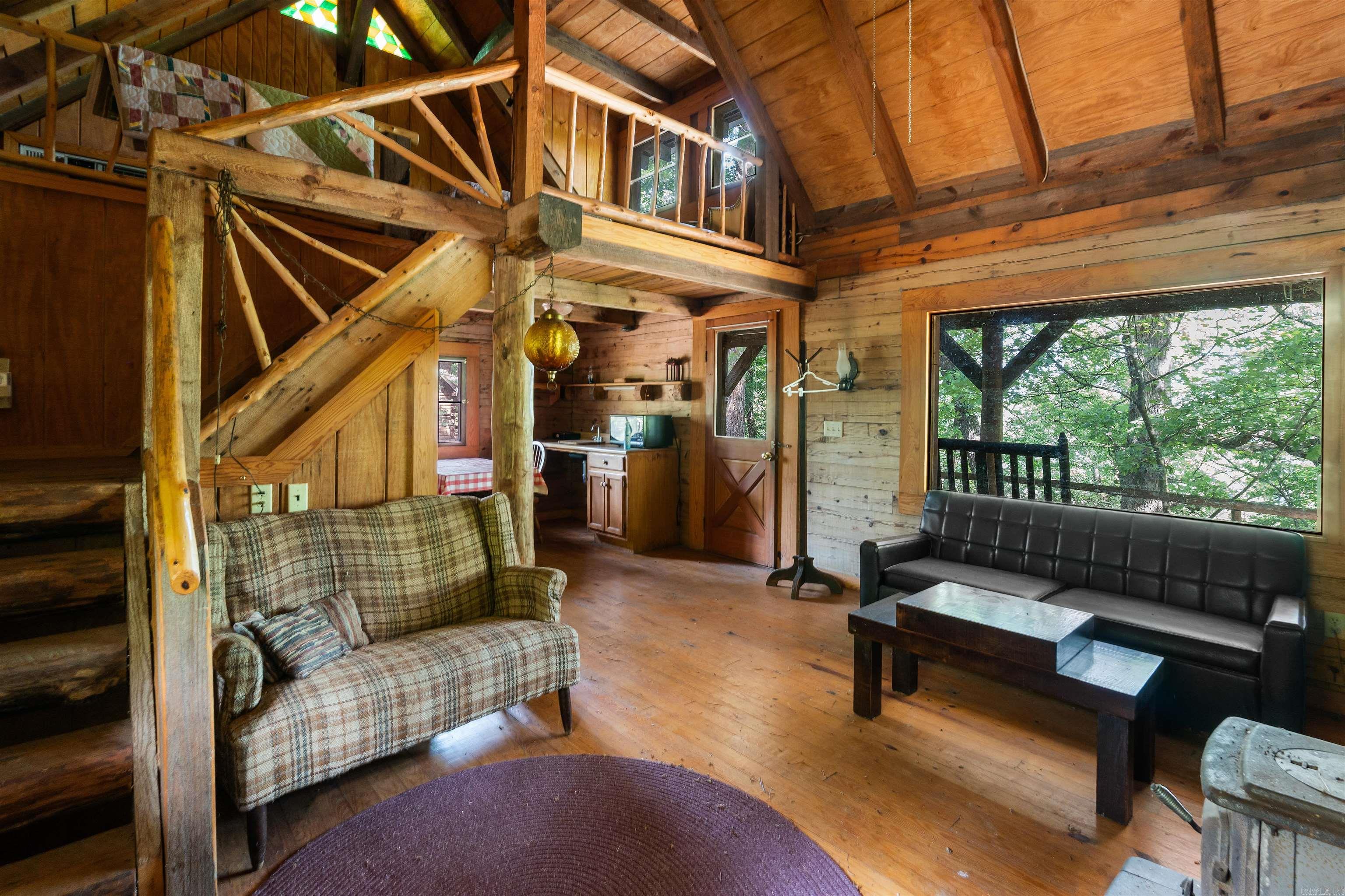 1154 Forest Home LN  Calico Rock, AR