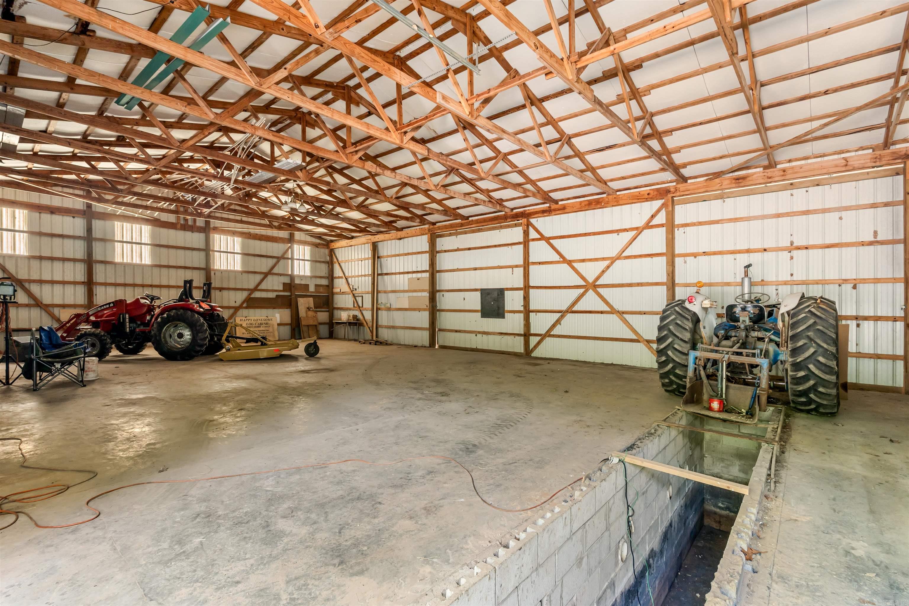 1154 Forest Home LN  Calico Rock, AR