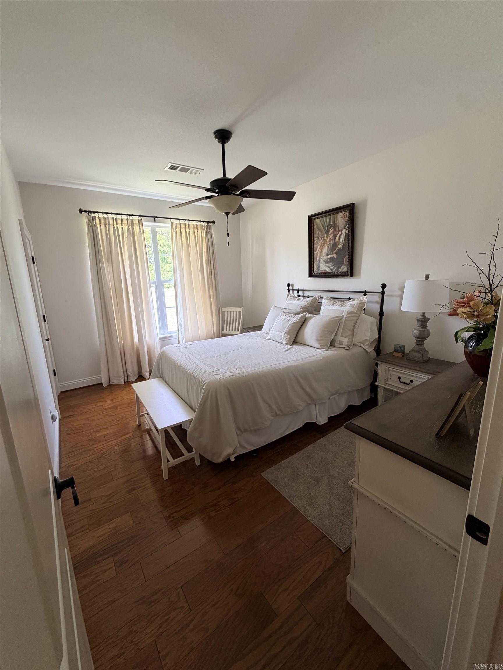 1664 Collins  Nashville, AR
