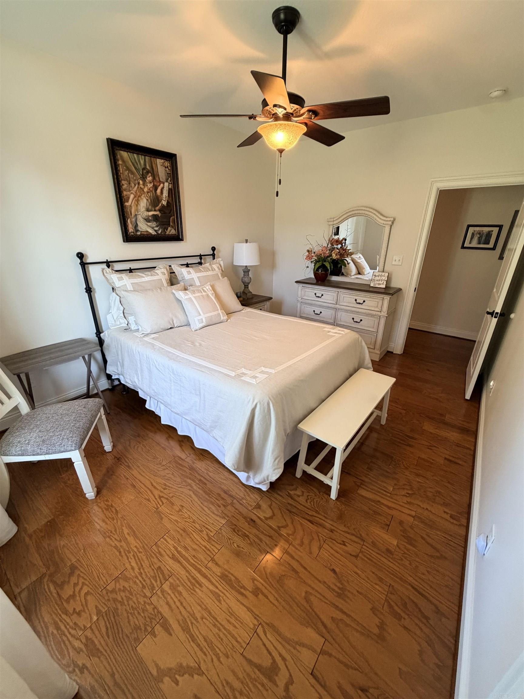 1664 Collins  Nashville, AR