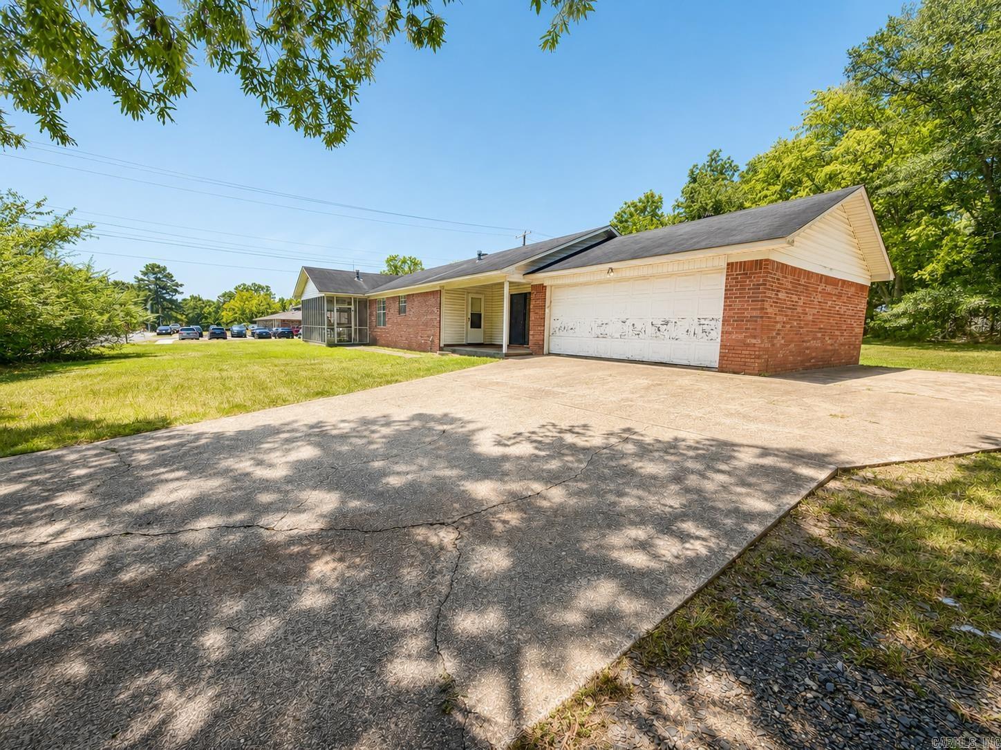 2000 Pine  Arkadelphia, AR