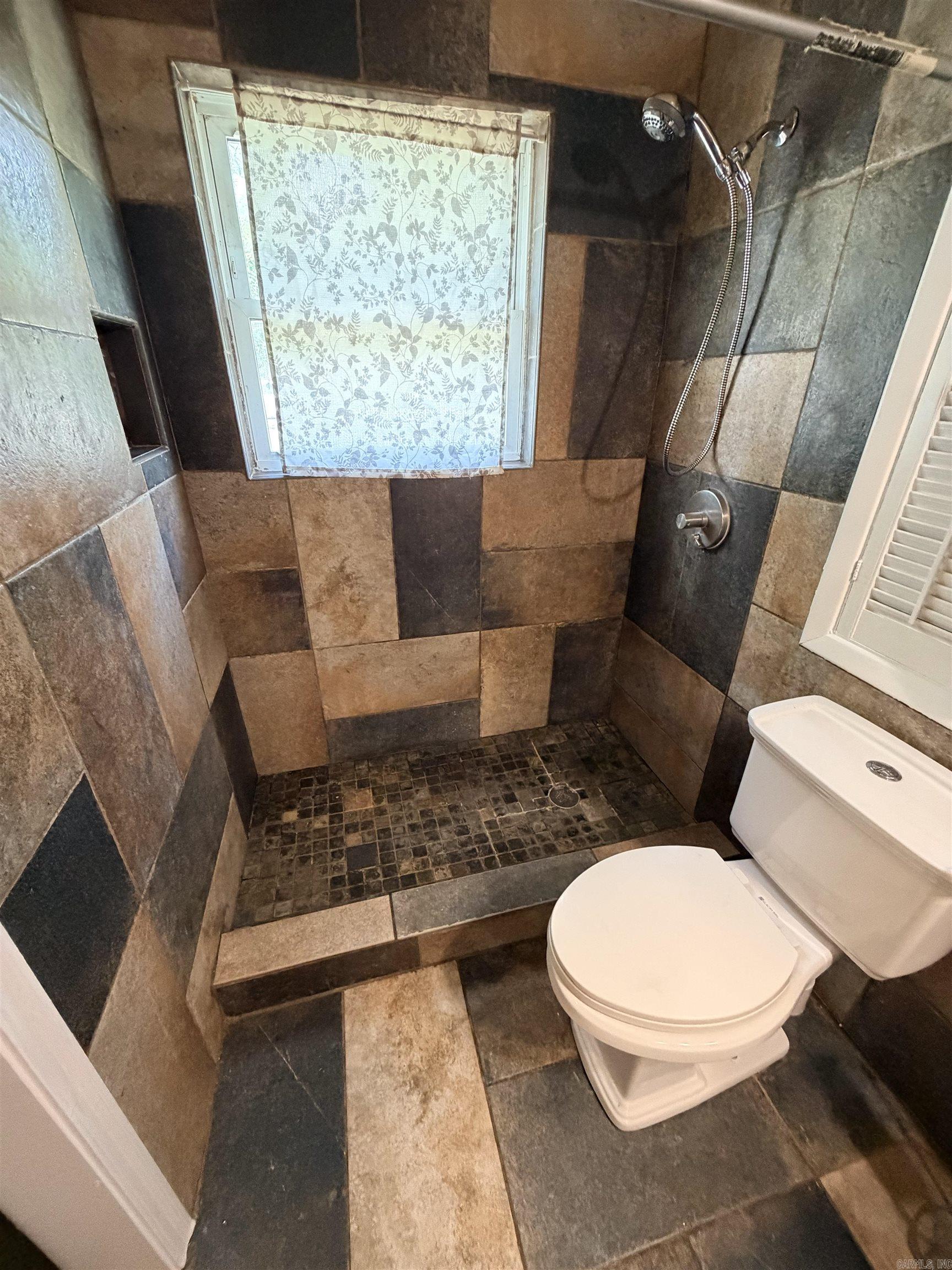 5203 Wycliffe  Little Rock, AR