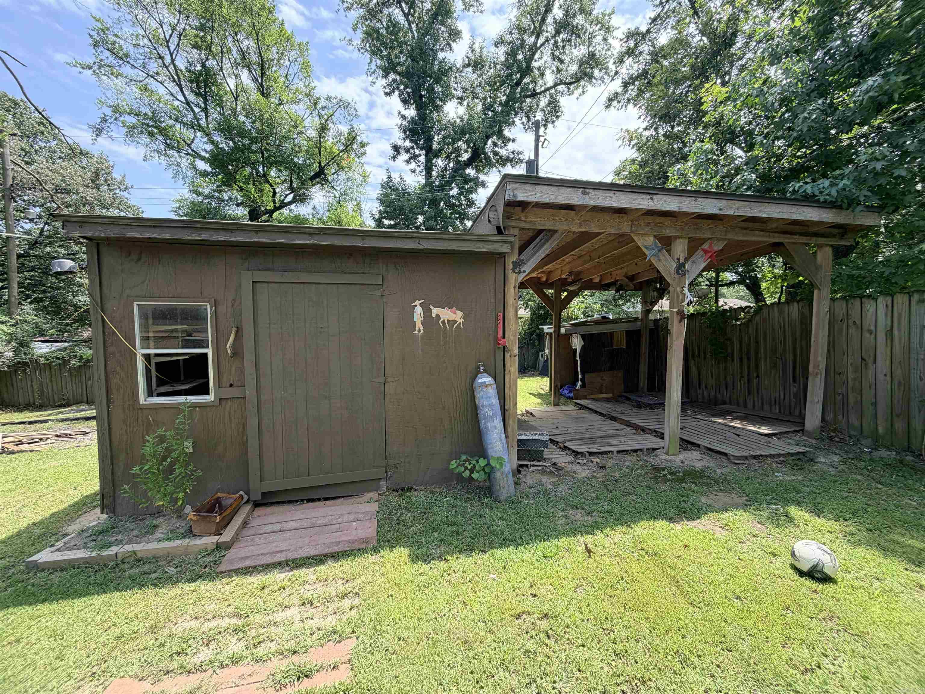 5203 Wycliffe  Little Rock, AR