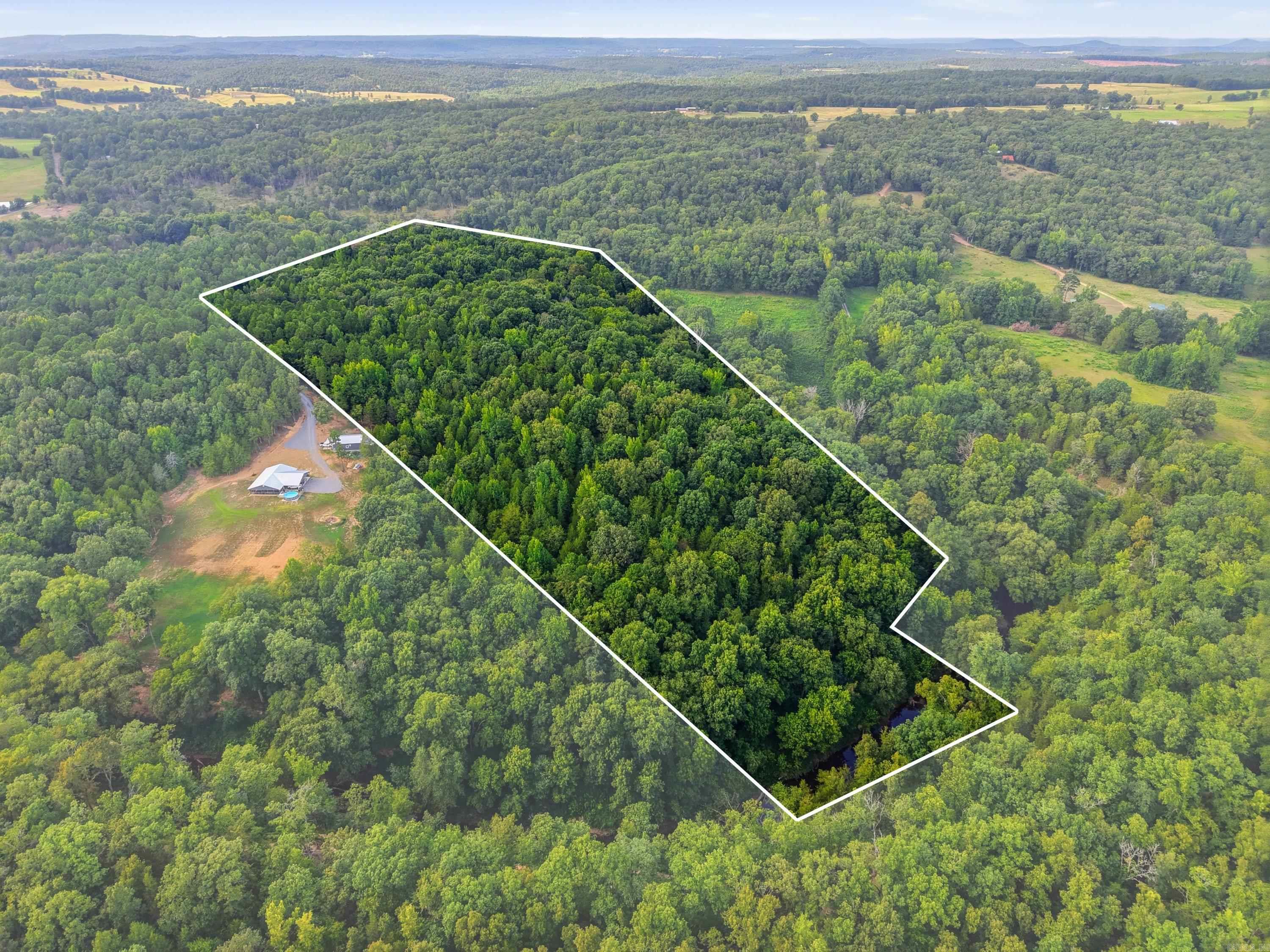 3306 Black Hill Road  Bee Branch, AR