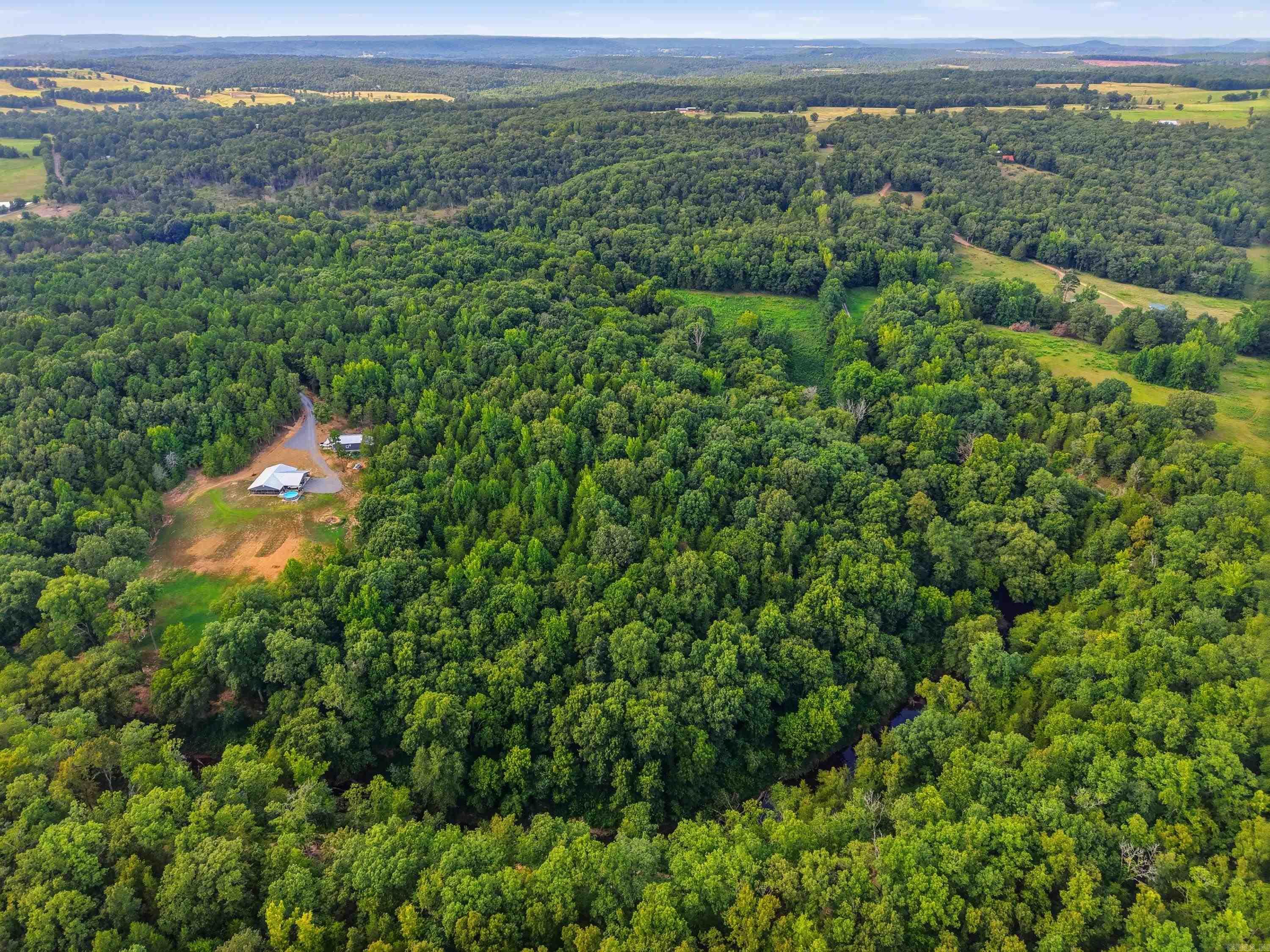3306 Black Hill Road  Bee Branch, AR