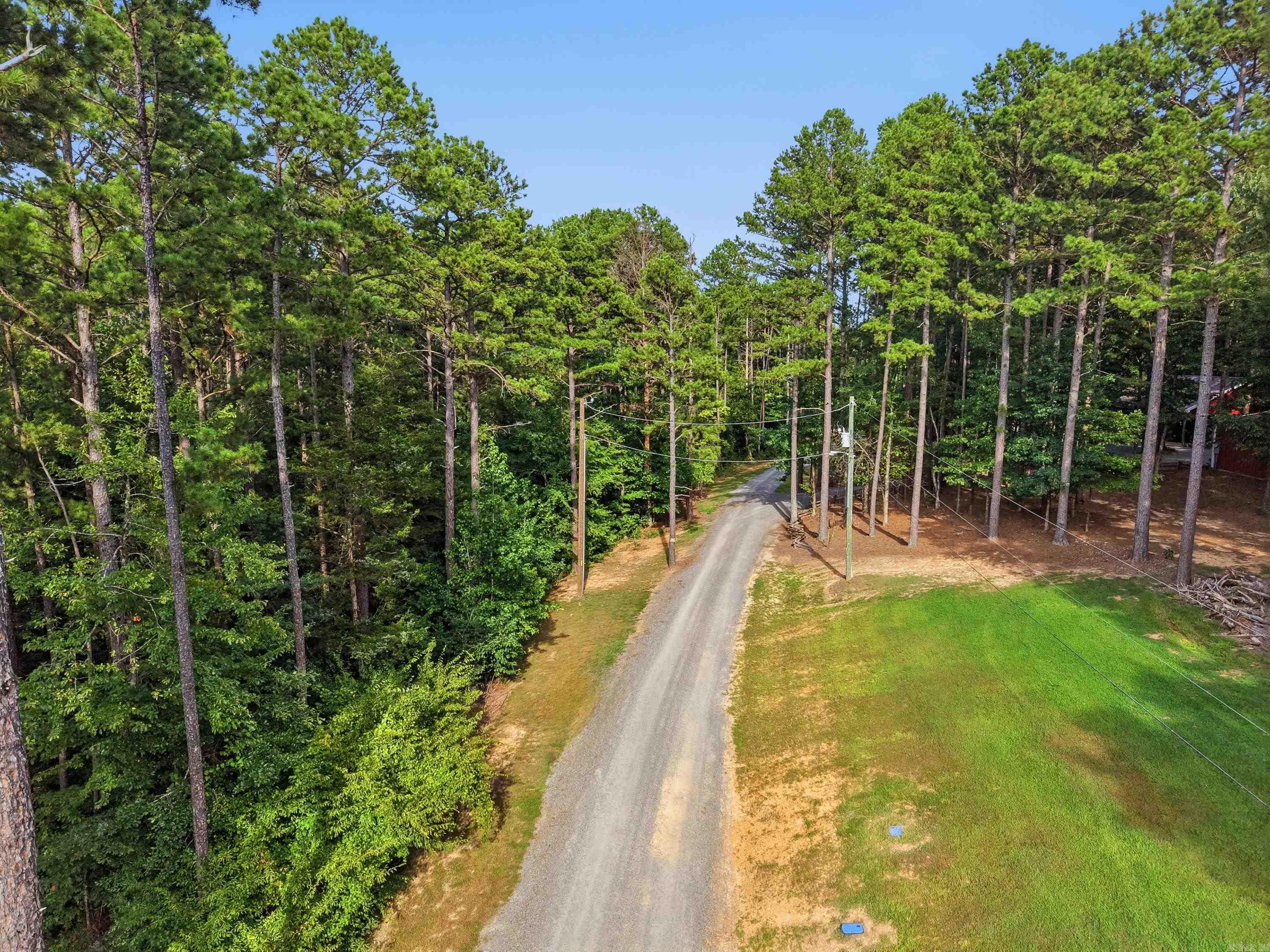 3306 Black Hill Road  Bee Branch, AR