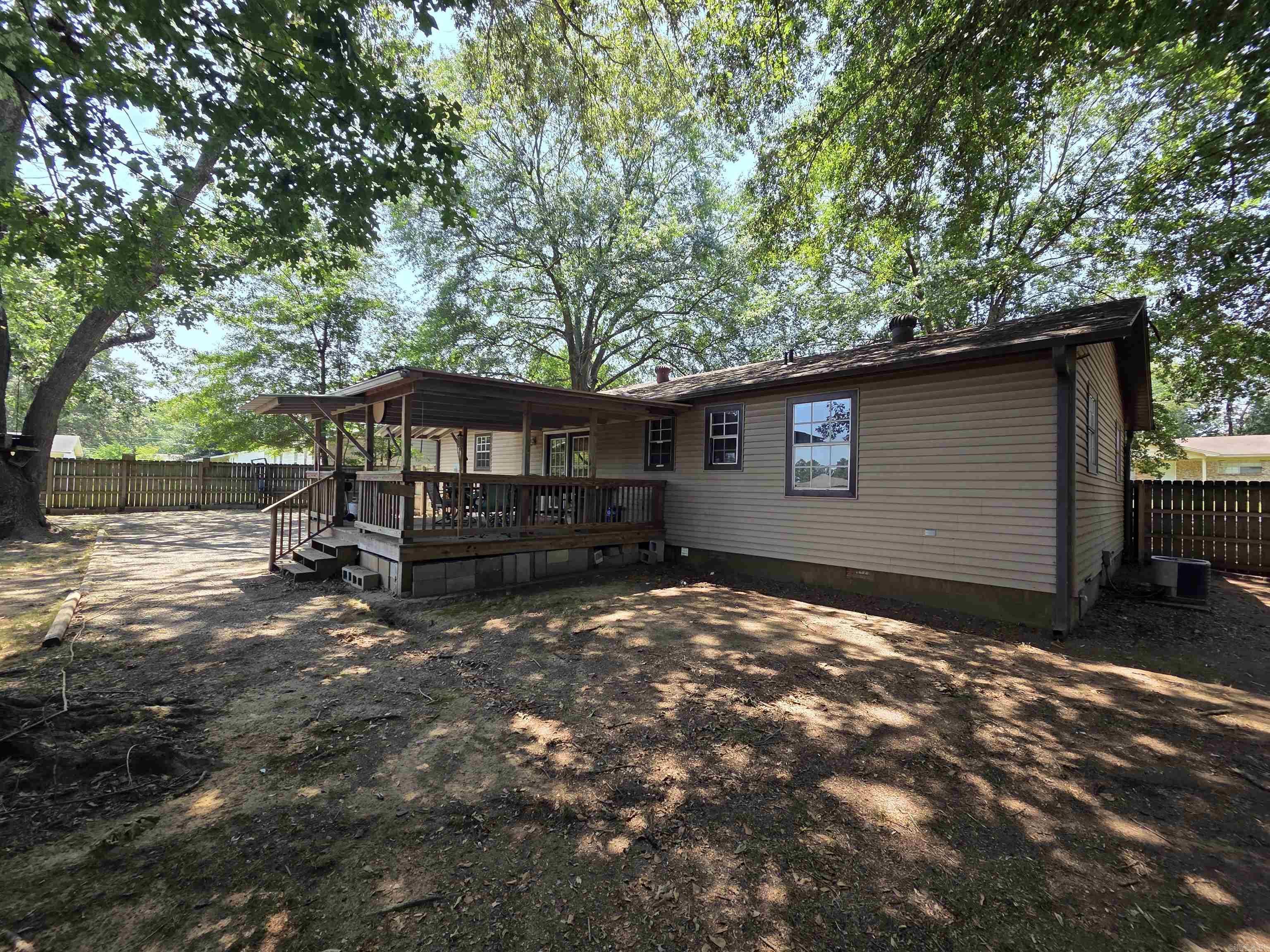 1412 Magee  Searcy, AR