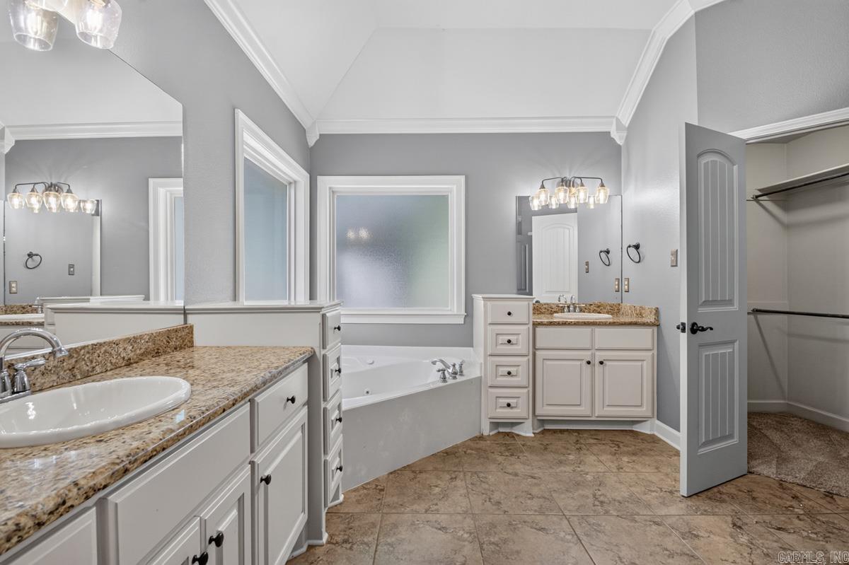 2806 Barbara  Bryant, AR