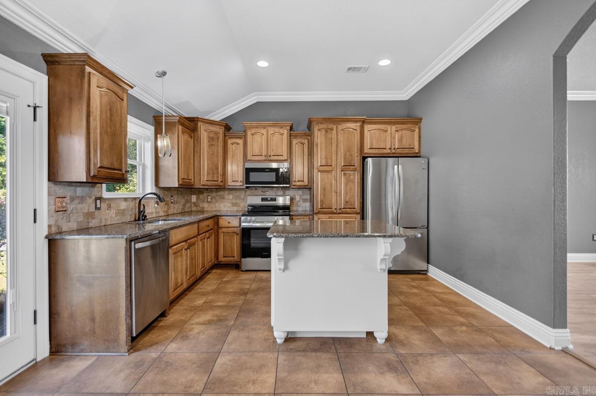 2806 Barbara  Bryant, AR