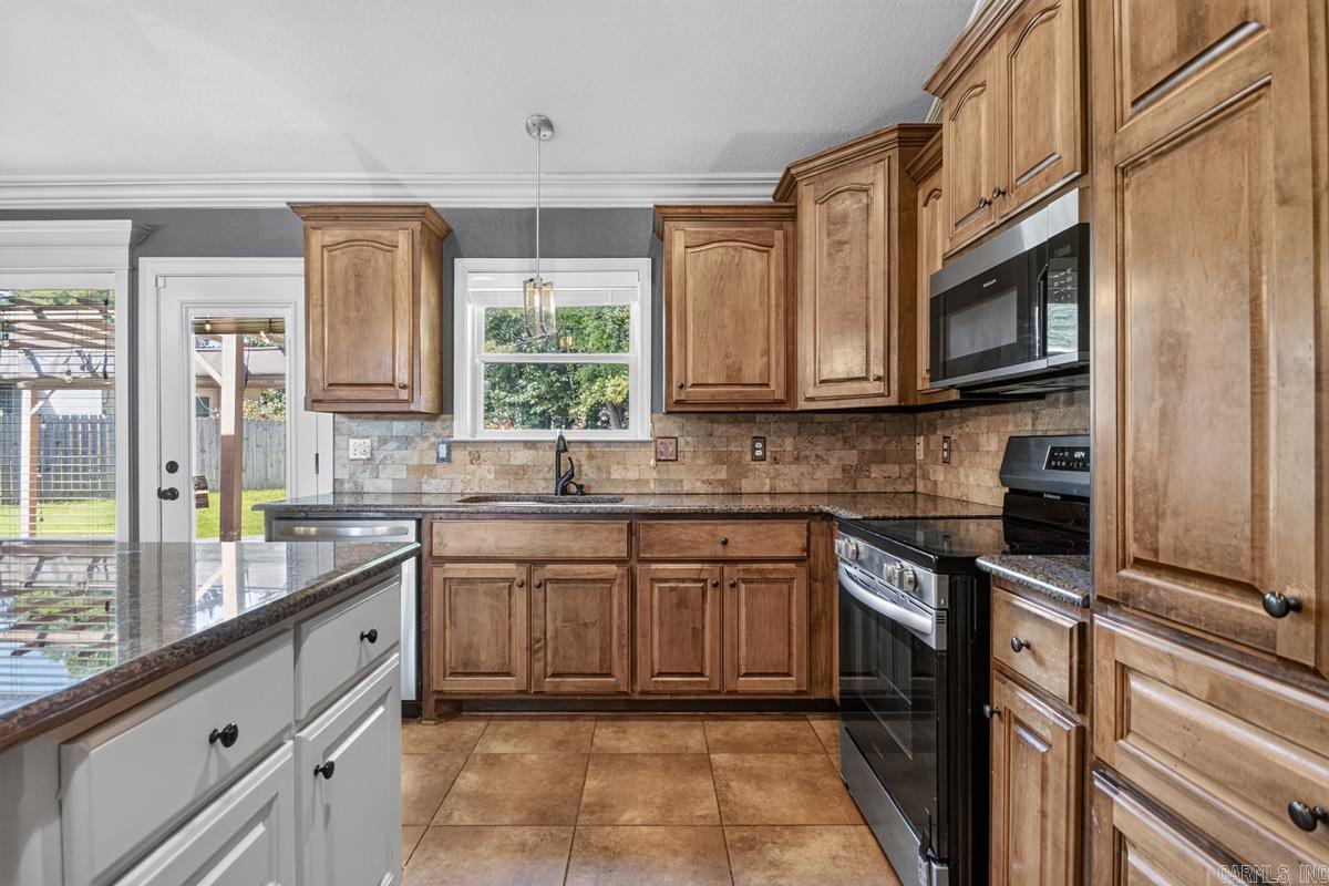 2806 Barbara  Bryant, AR