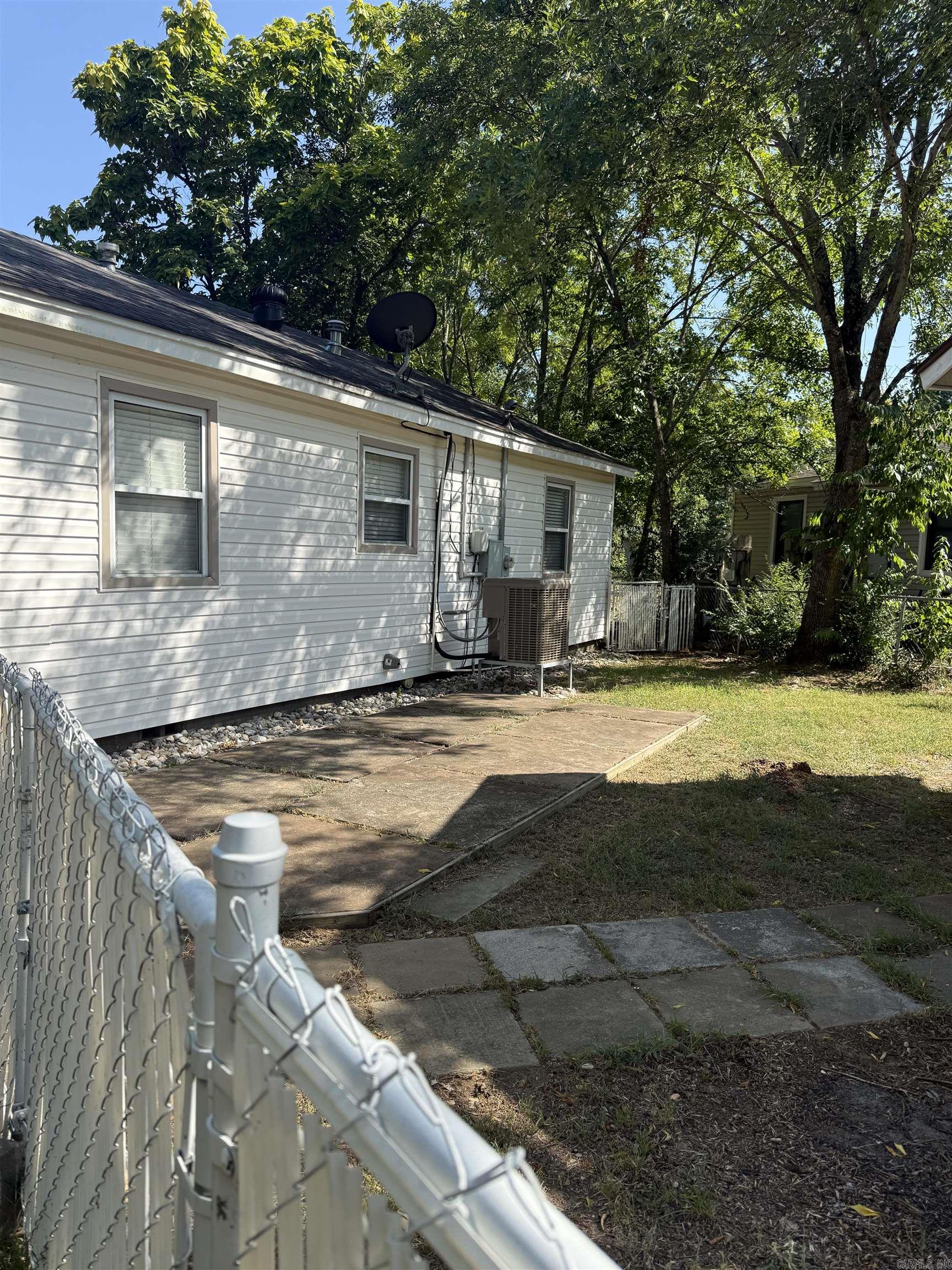 208 Princeton  Benton, AR