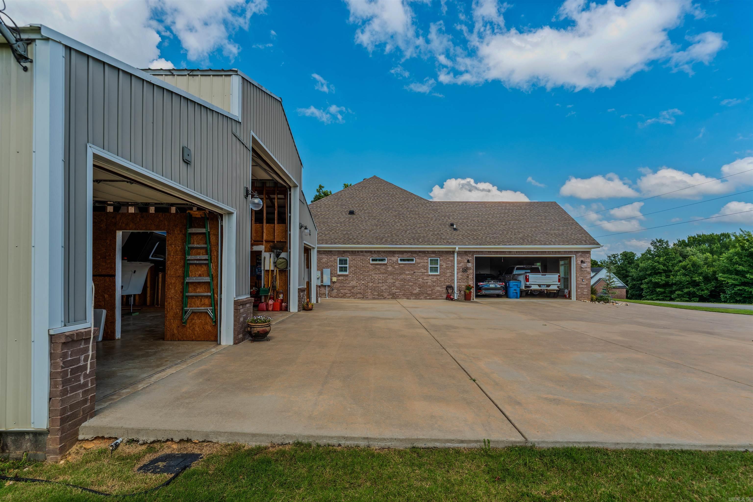 3985 BENT TREE  Benton, AR