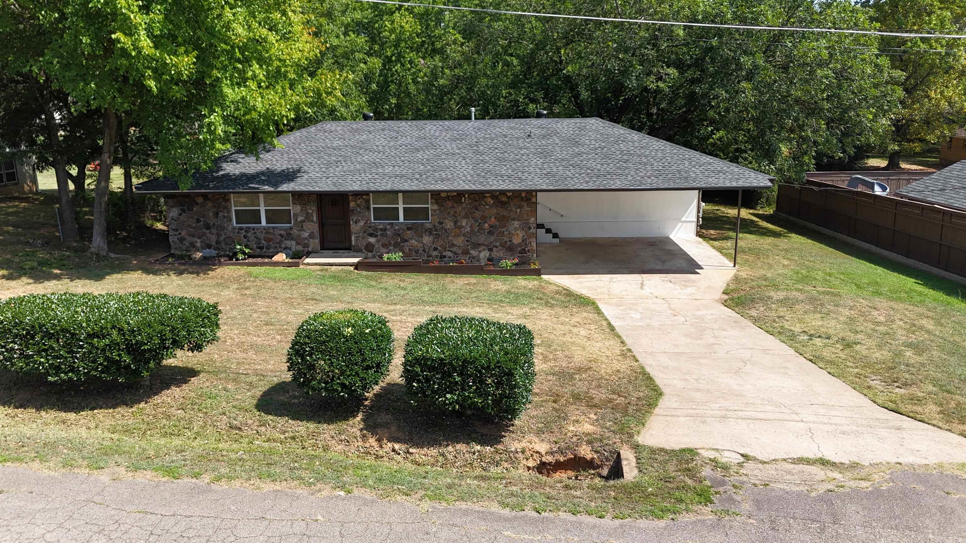 104 NW 16th  Atkins, AR