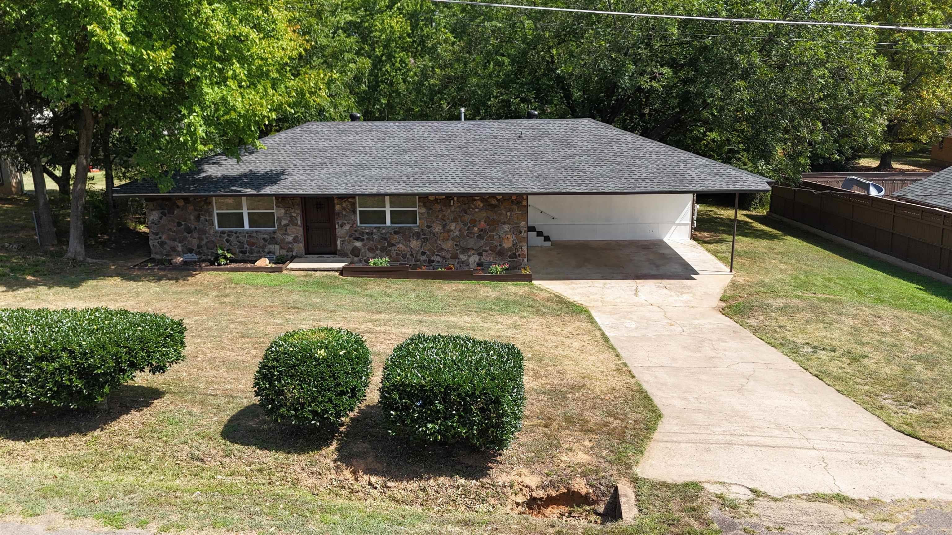 104 NW 16th  Atkins, AR